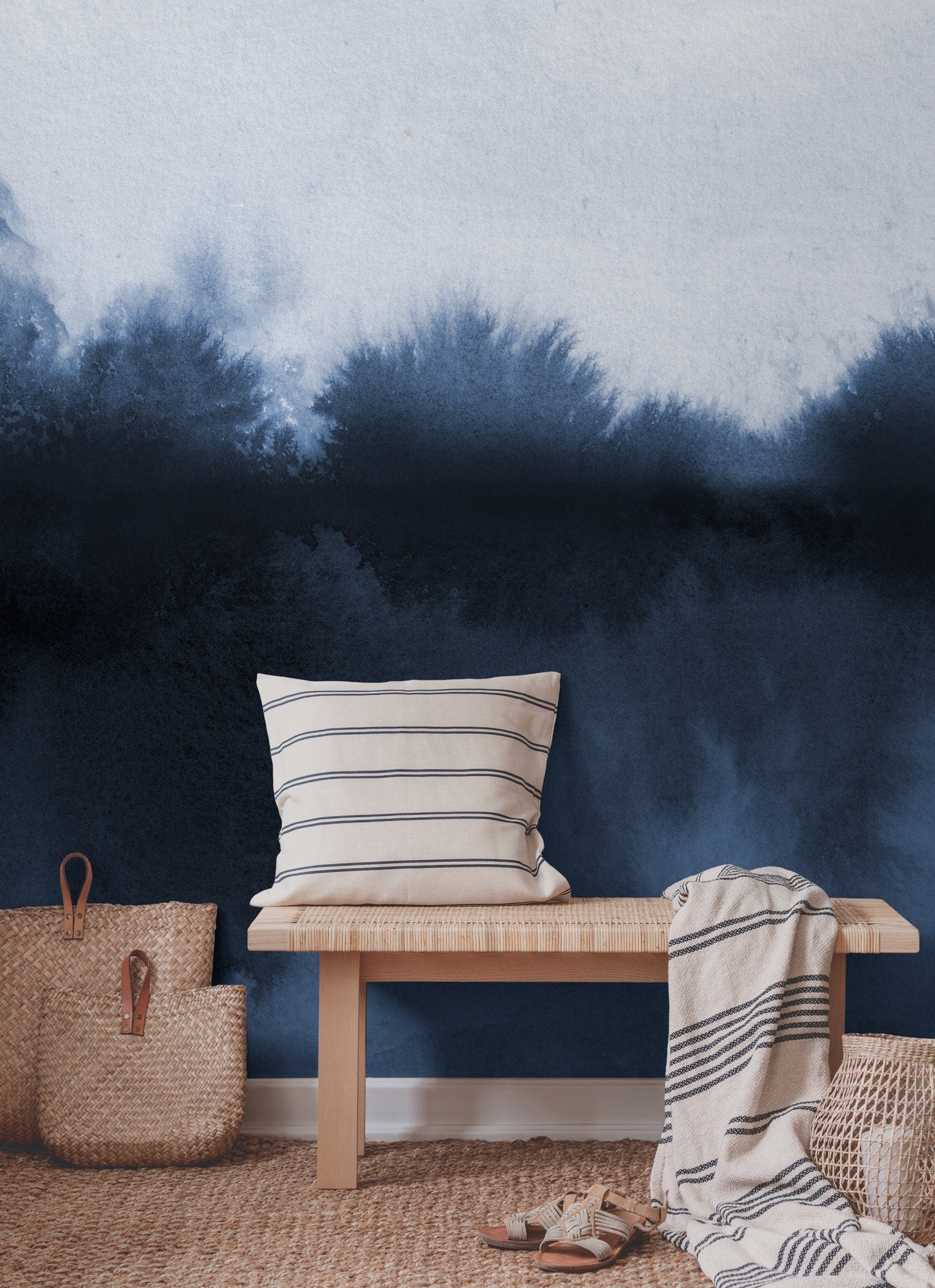 Watercolor Wallpaper With A Moody Ombre Wash In Navy Blue - X154