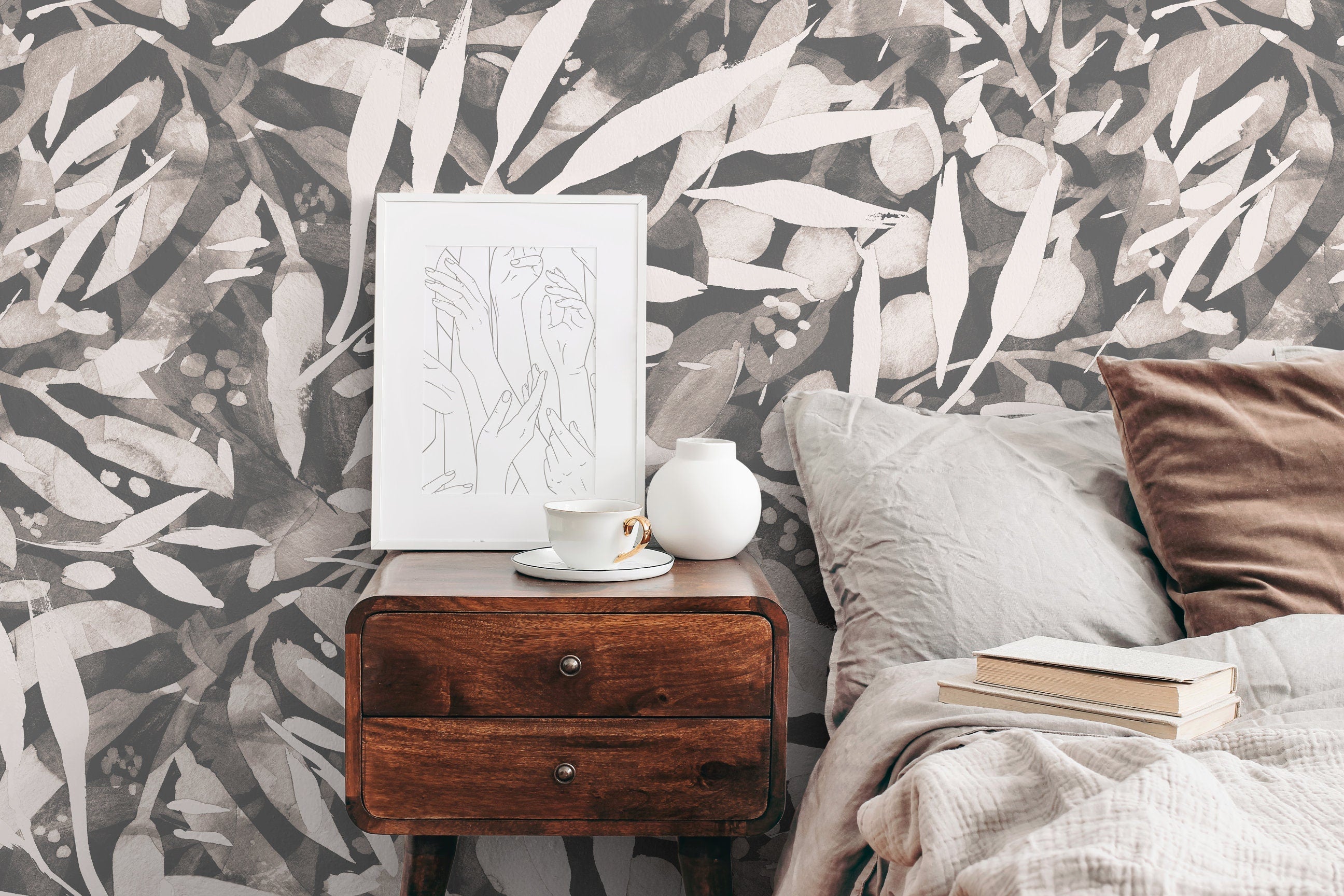 Abstract Wallpaper With A Painterly Leaf Motif In Charcoal, Gray, And Off-white - X151