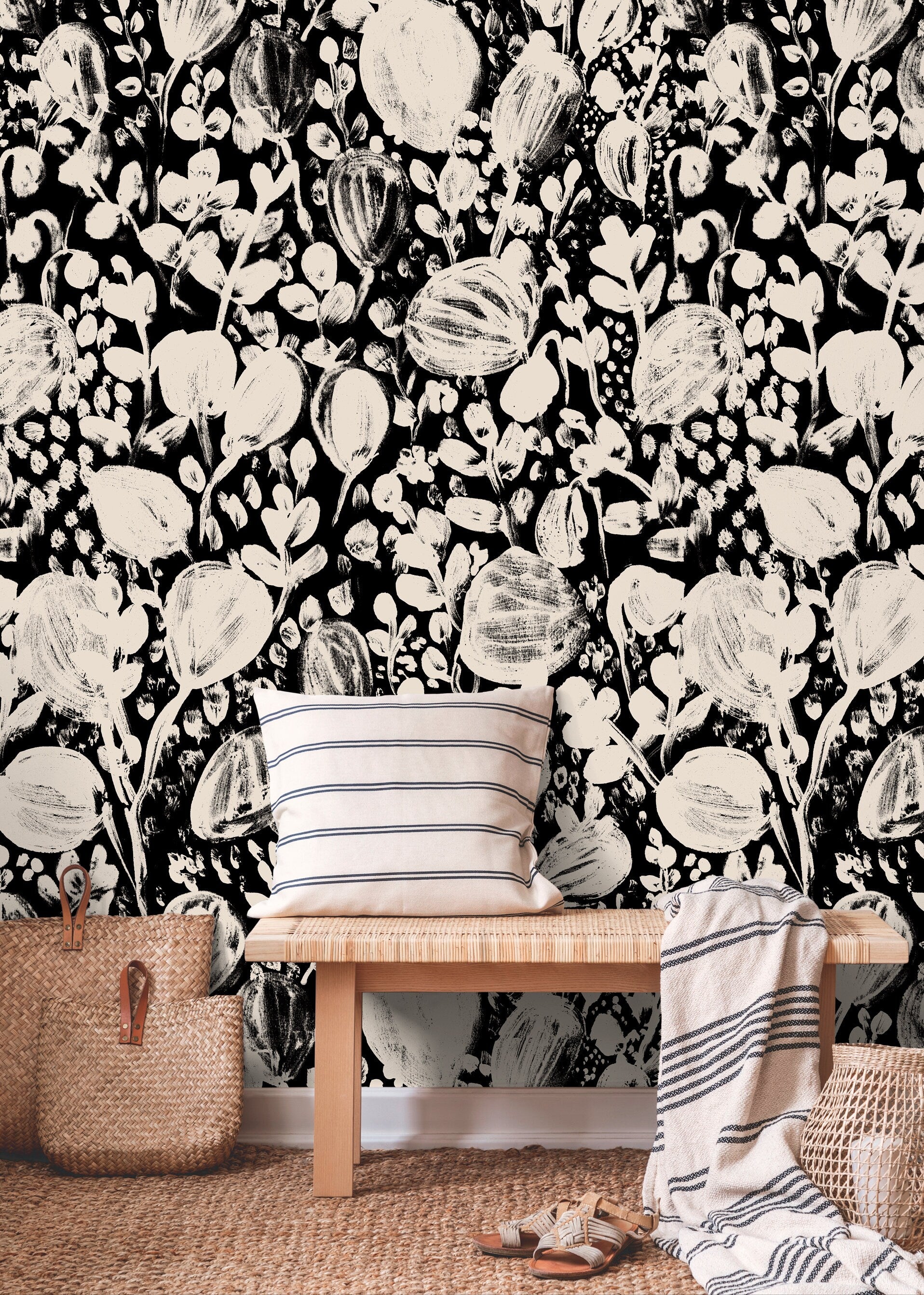 Floral Wallpaper With Abstract Brushstroke Blooms In Black And Beige - X188