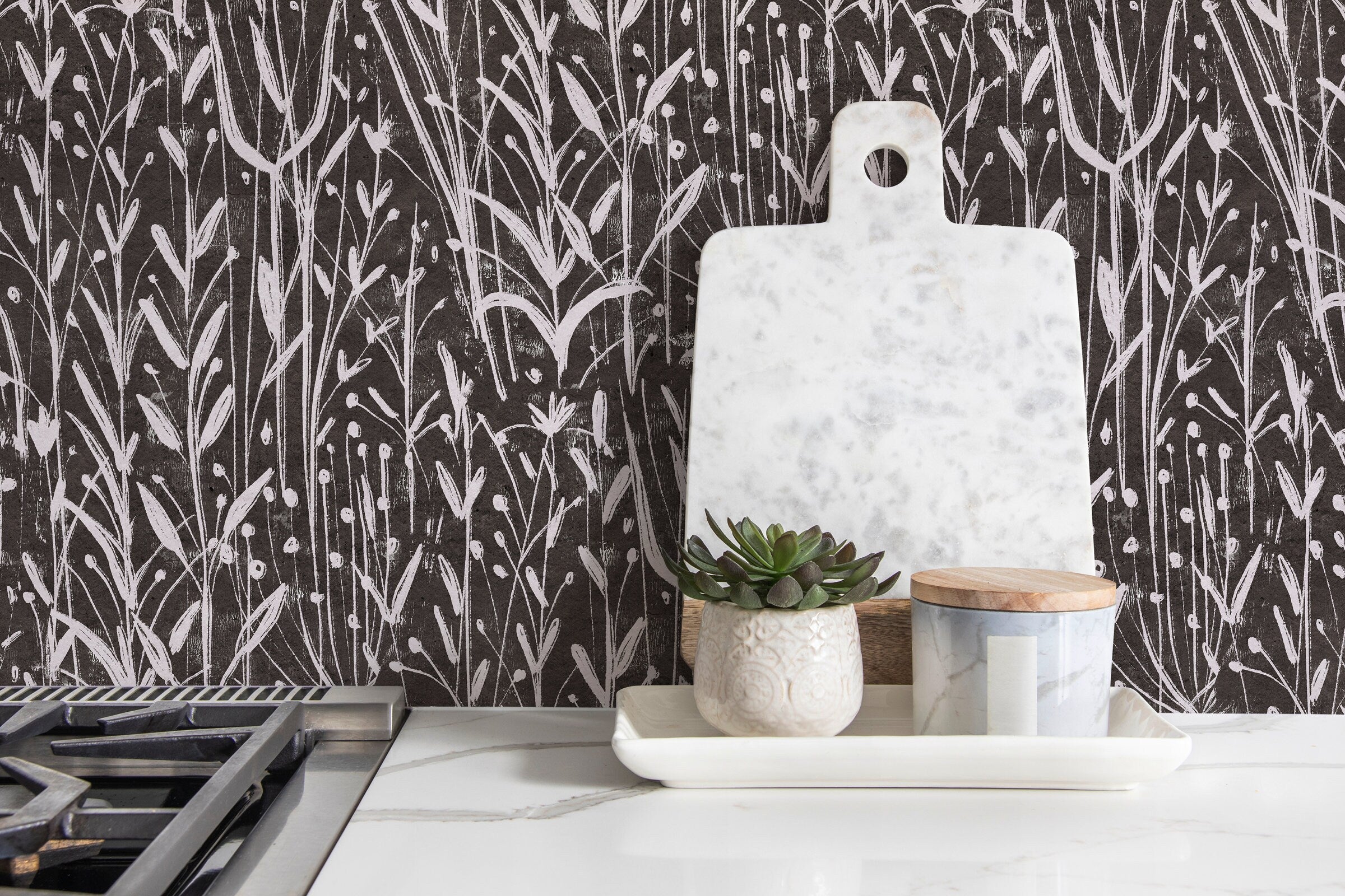 Boho Wallpaper With A Wildflower Sketch Motif In Charcoal And Off-white - D014
