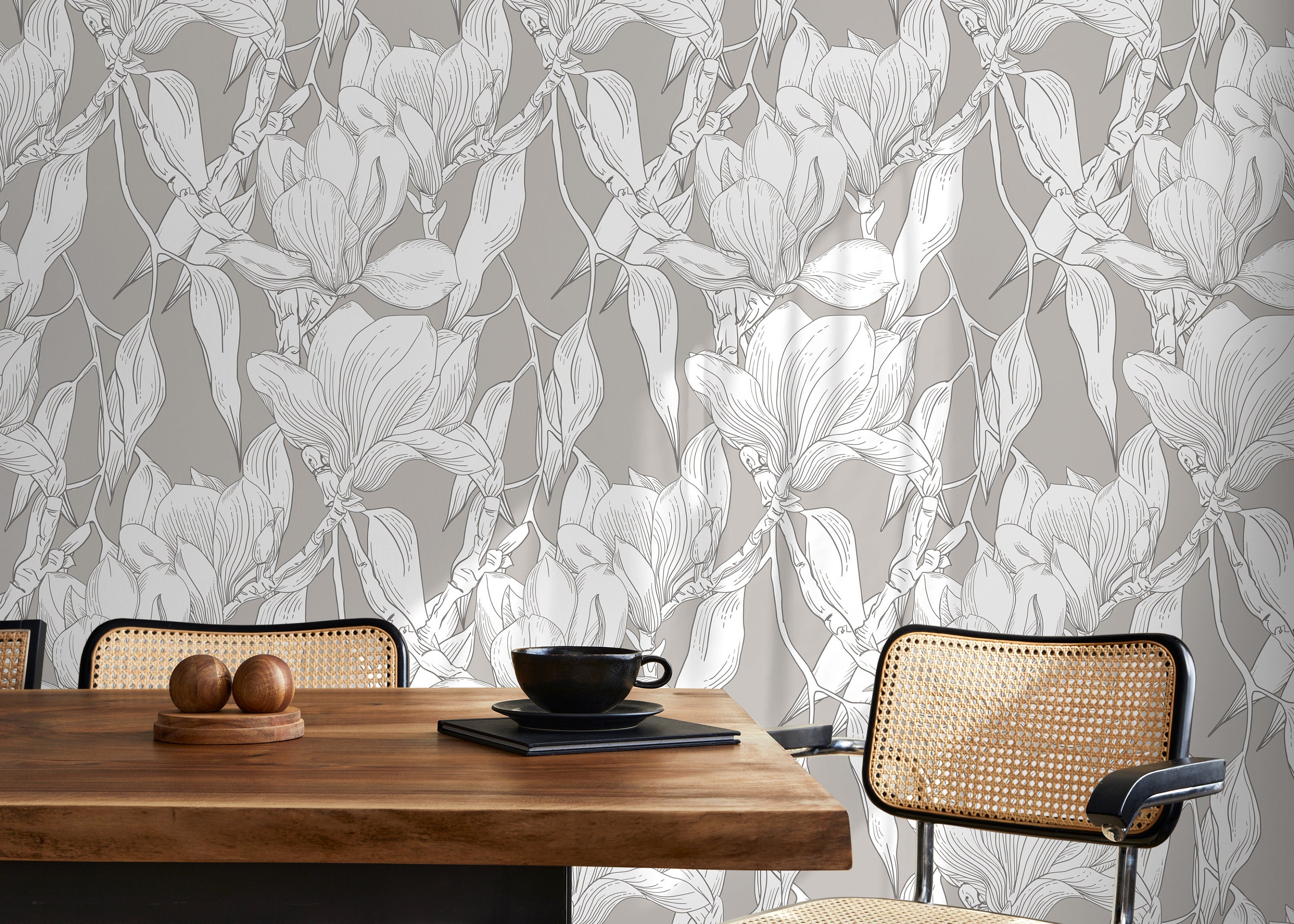 Floral Wallpaper Featuring Line Art Magnolias In Grey And White - D026