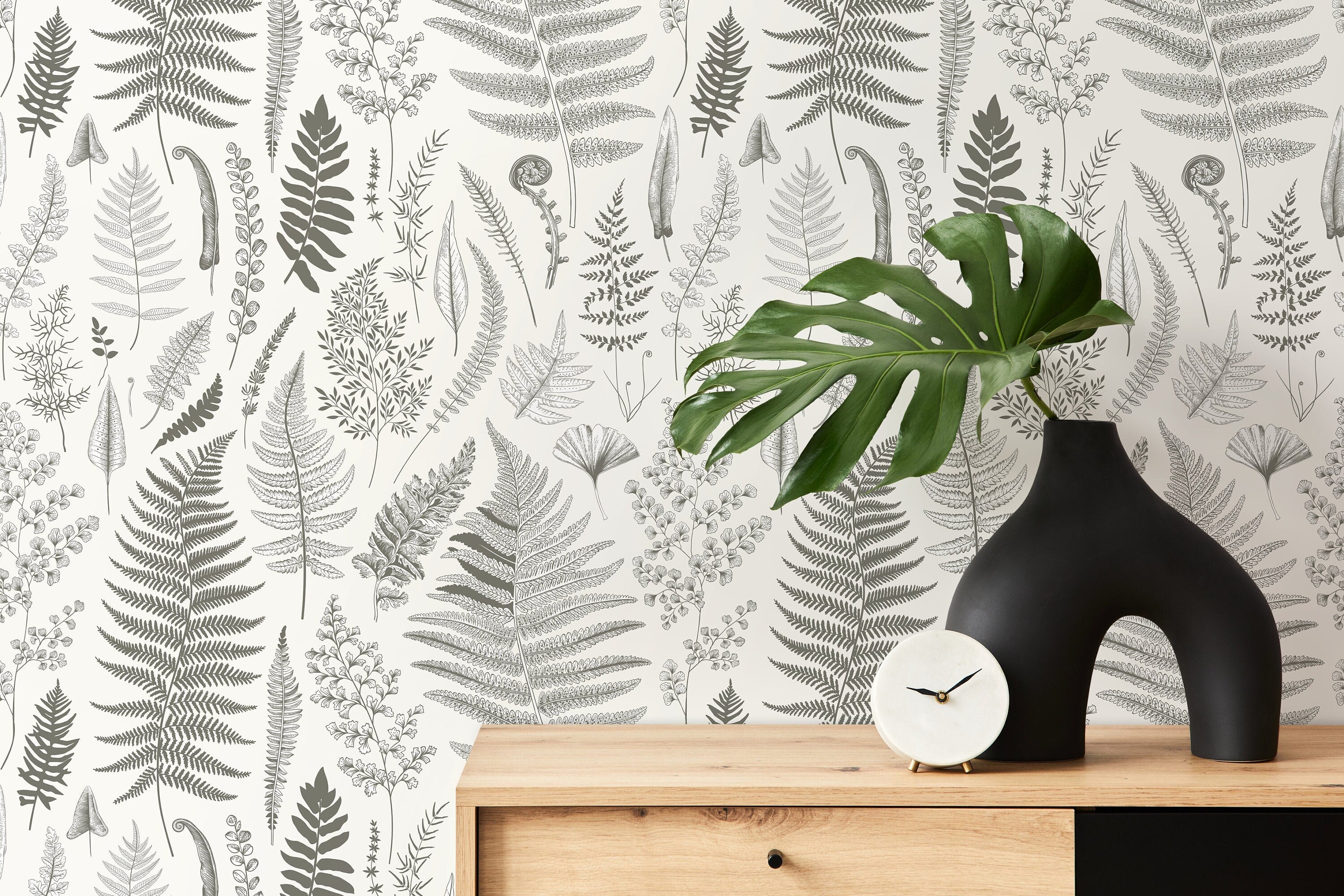 Botanical Wallpaper With A Vintage Fern Motif In Gray And Black - D066