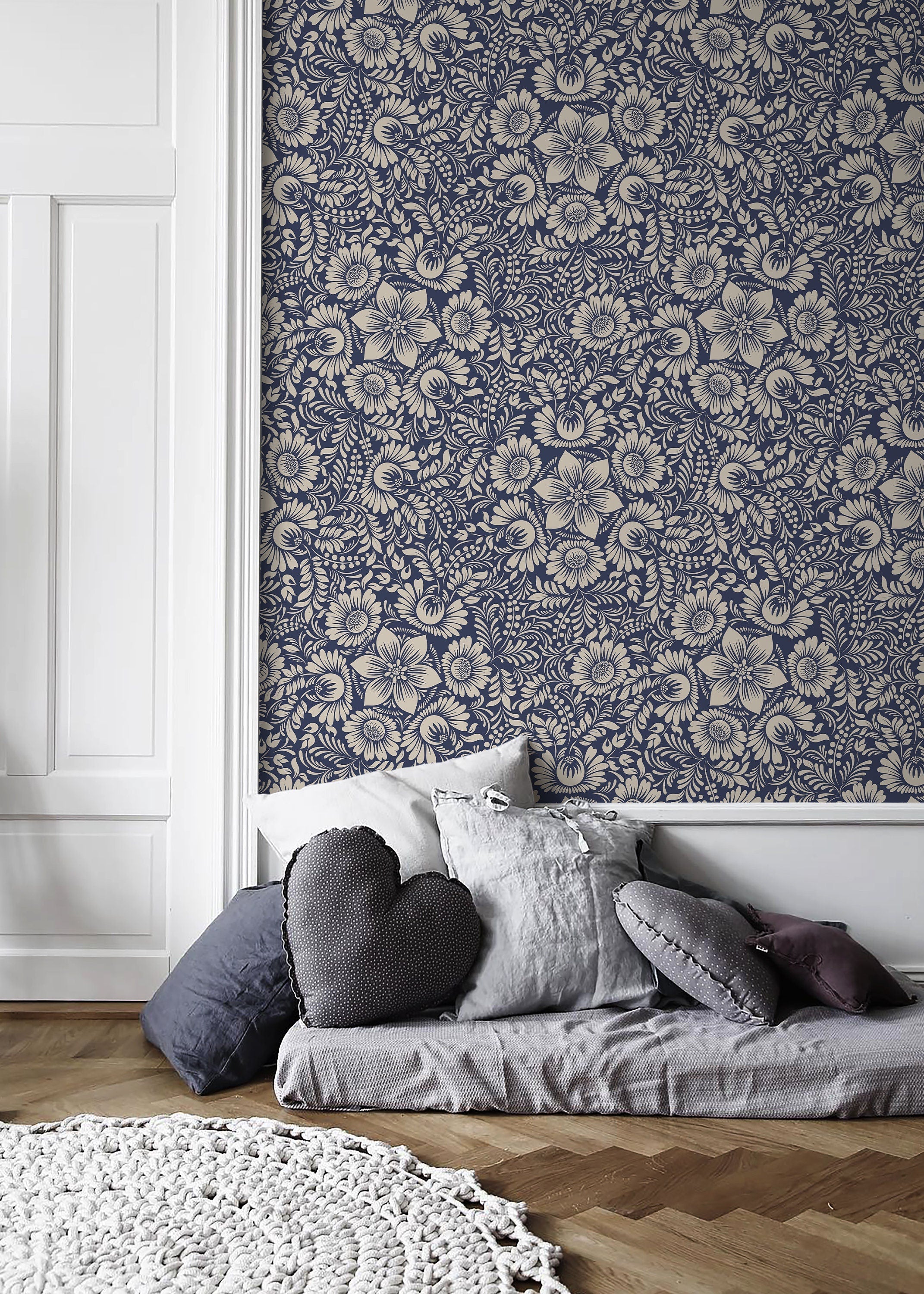 Floral Wallpaper With An Intricate Folk Art Motif In Blue And Beige - D068