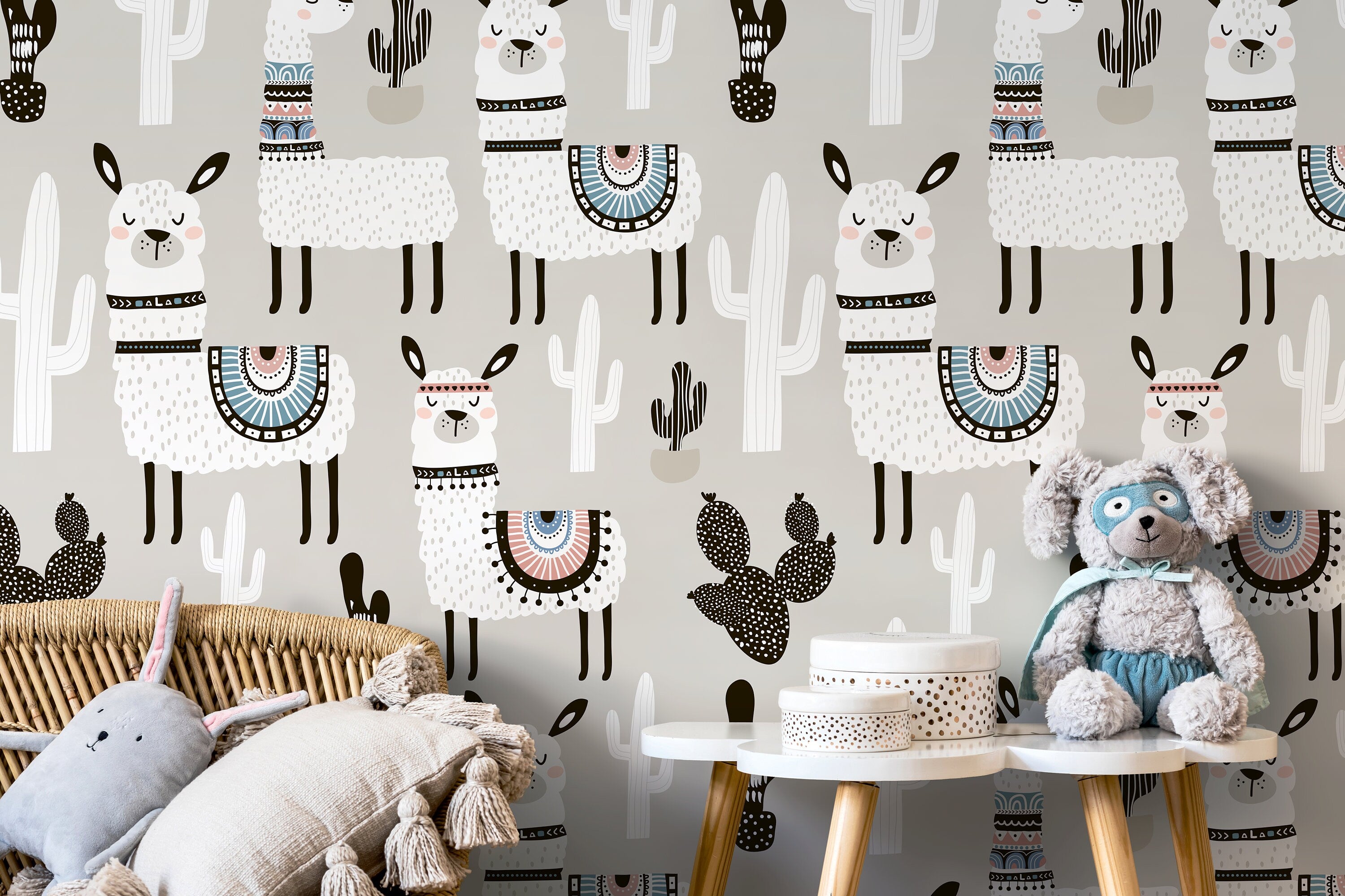 Animal Wallpaper With Llama And Cactus Motifs In Gray, White, And Black - D078