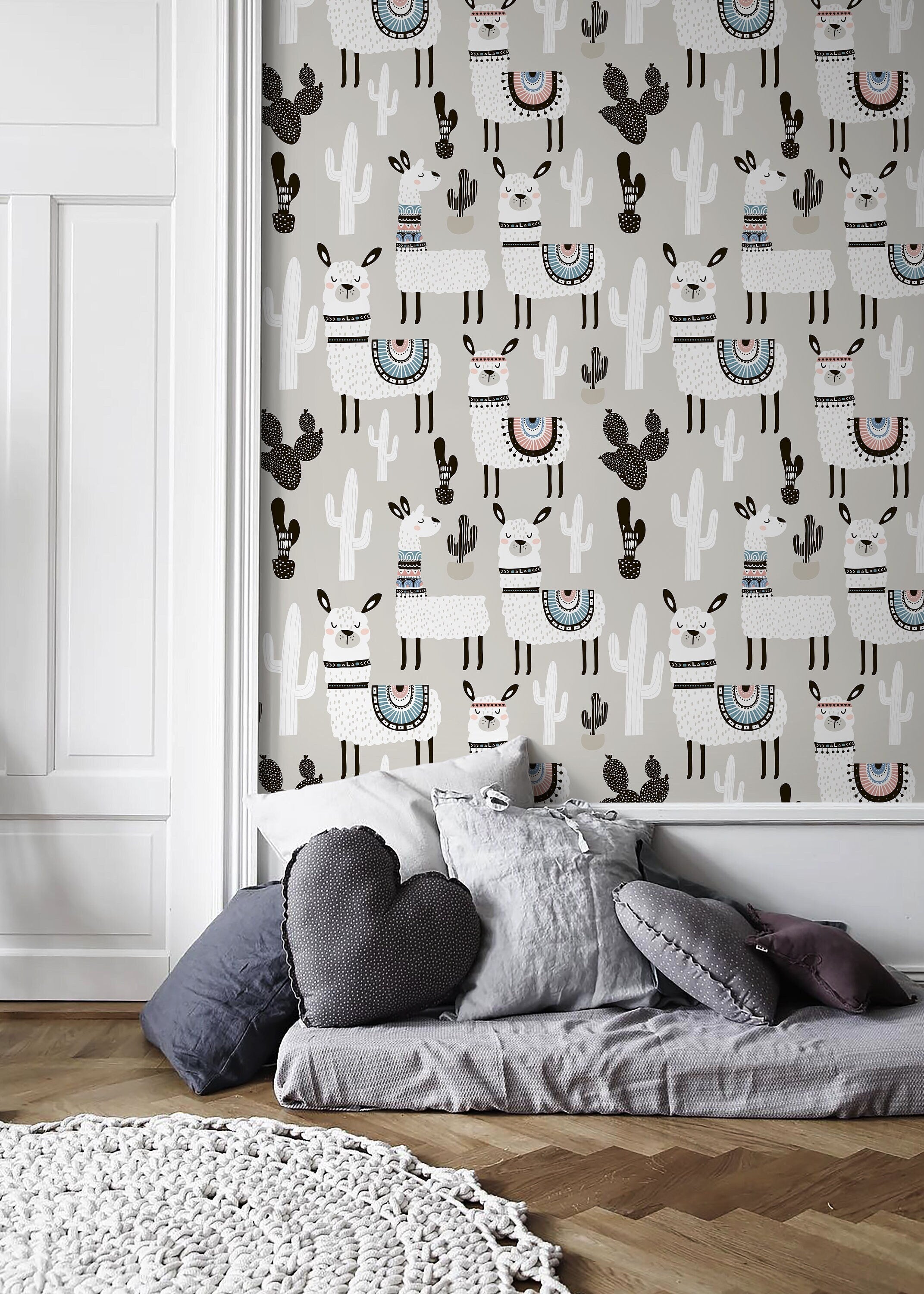 Animal Wallpaper With Llama And Cactus Motifs In Gray, White, And Black - D078