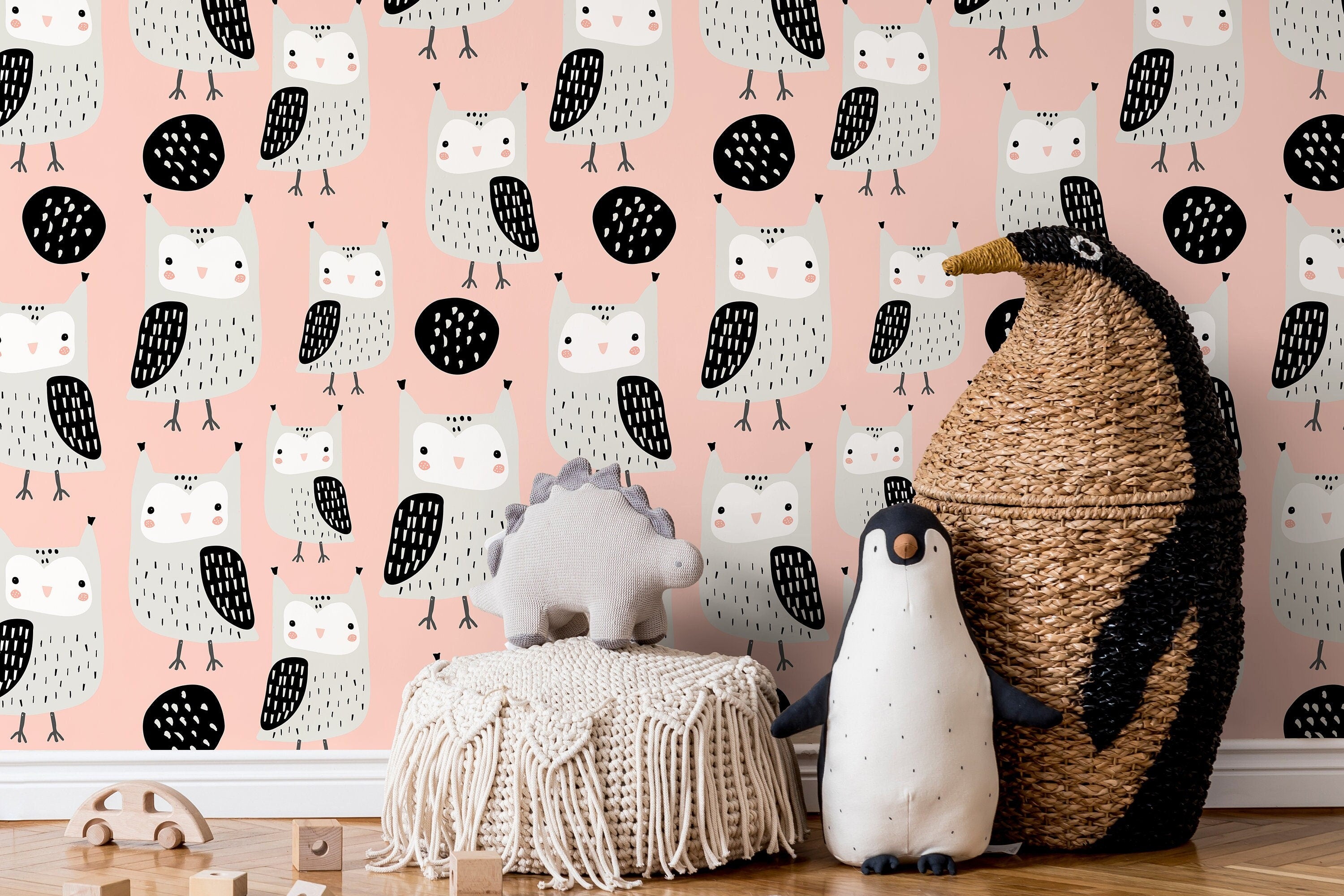 Nursery Wallpaper With A Scandinavian Owl Motif In Pink, Gray, And Black - D106