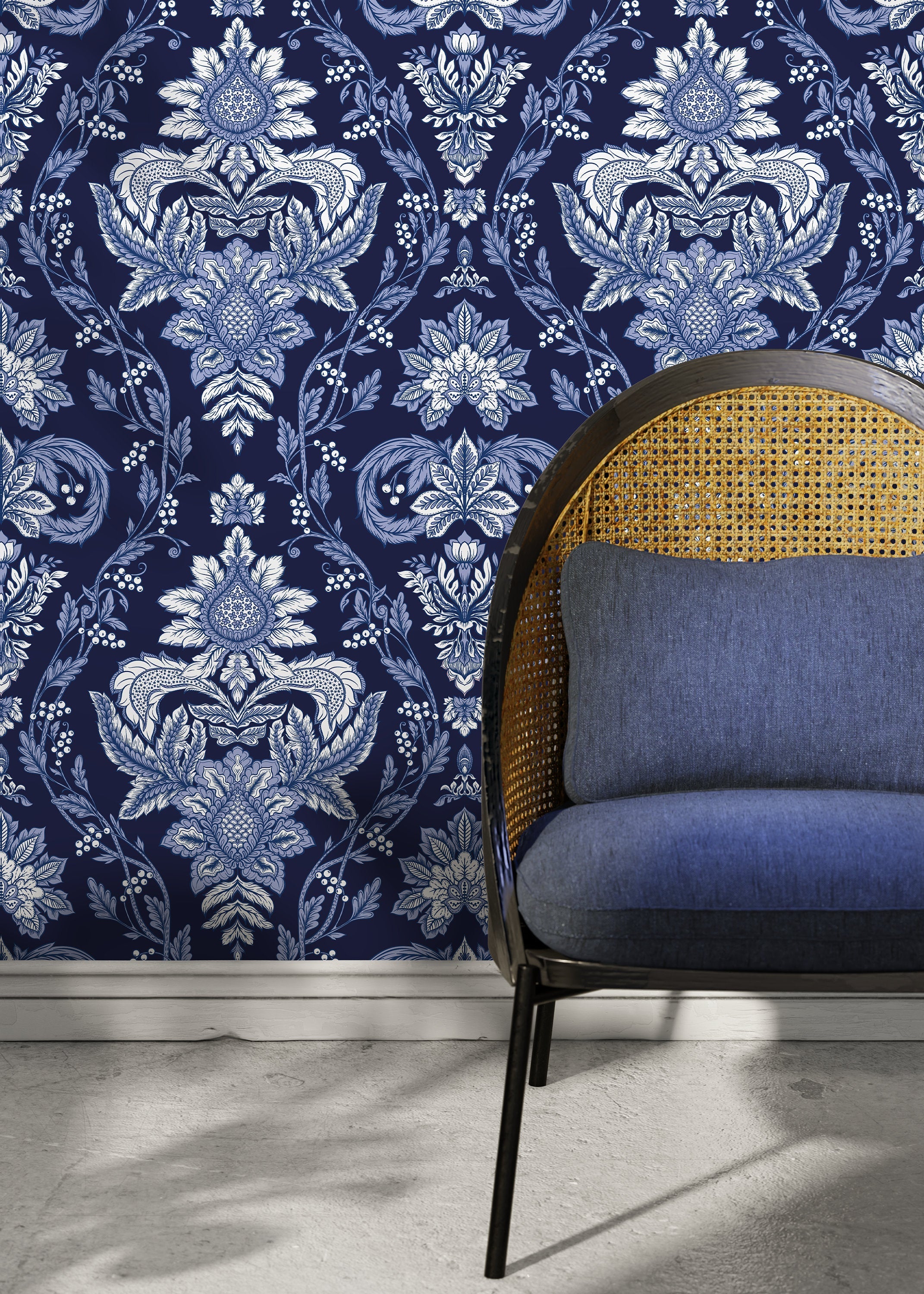 Damask Wallpaper Featuring An Intricate Victorian Motif In Navy Blue, Blue, And White - D223