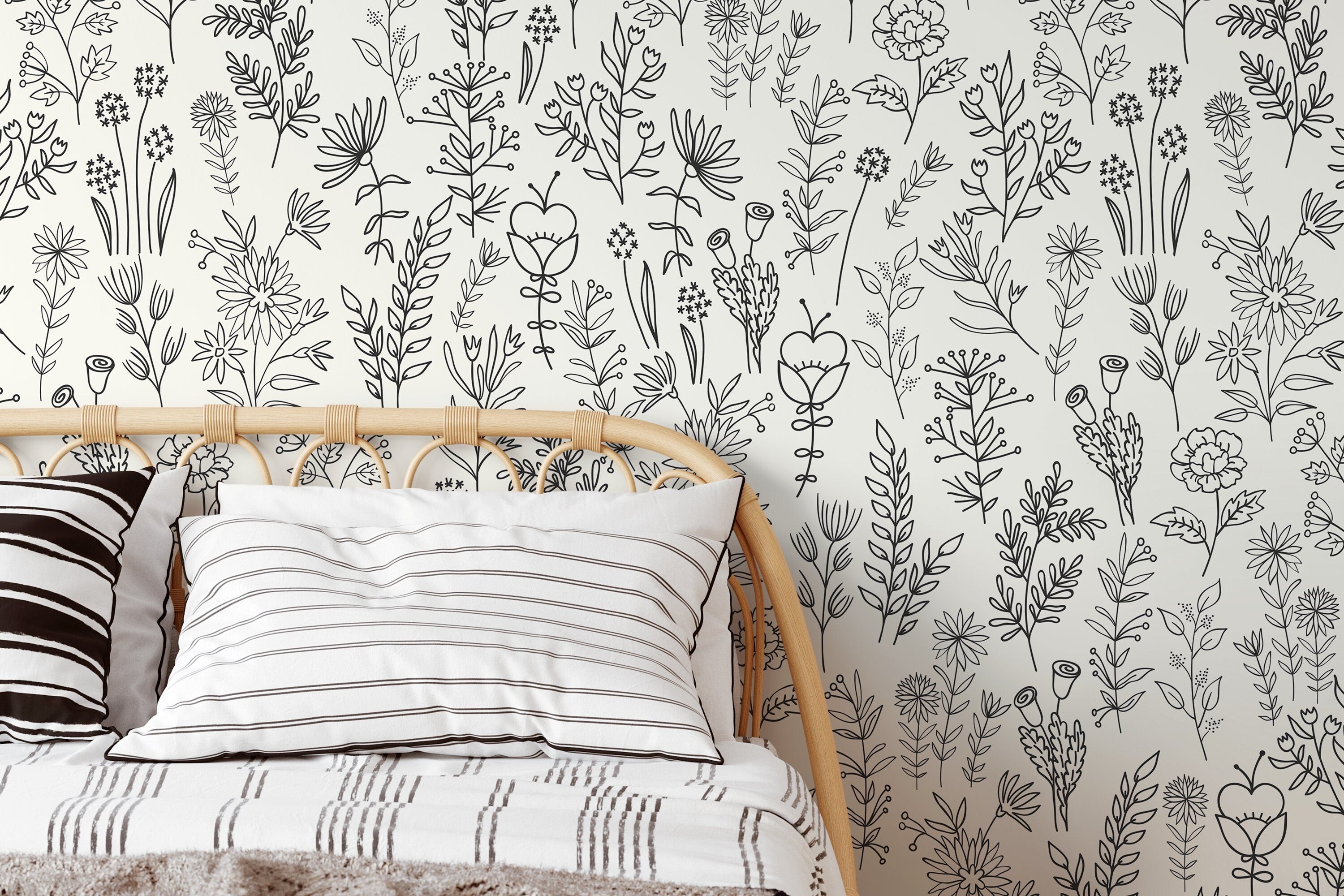 Floral Wallpaper With A Boho Wildflower Motif In Black And White - D234