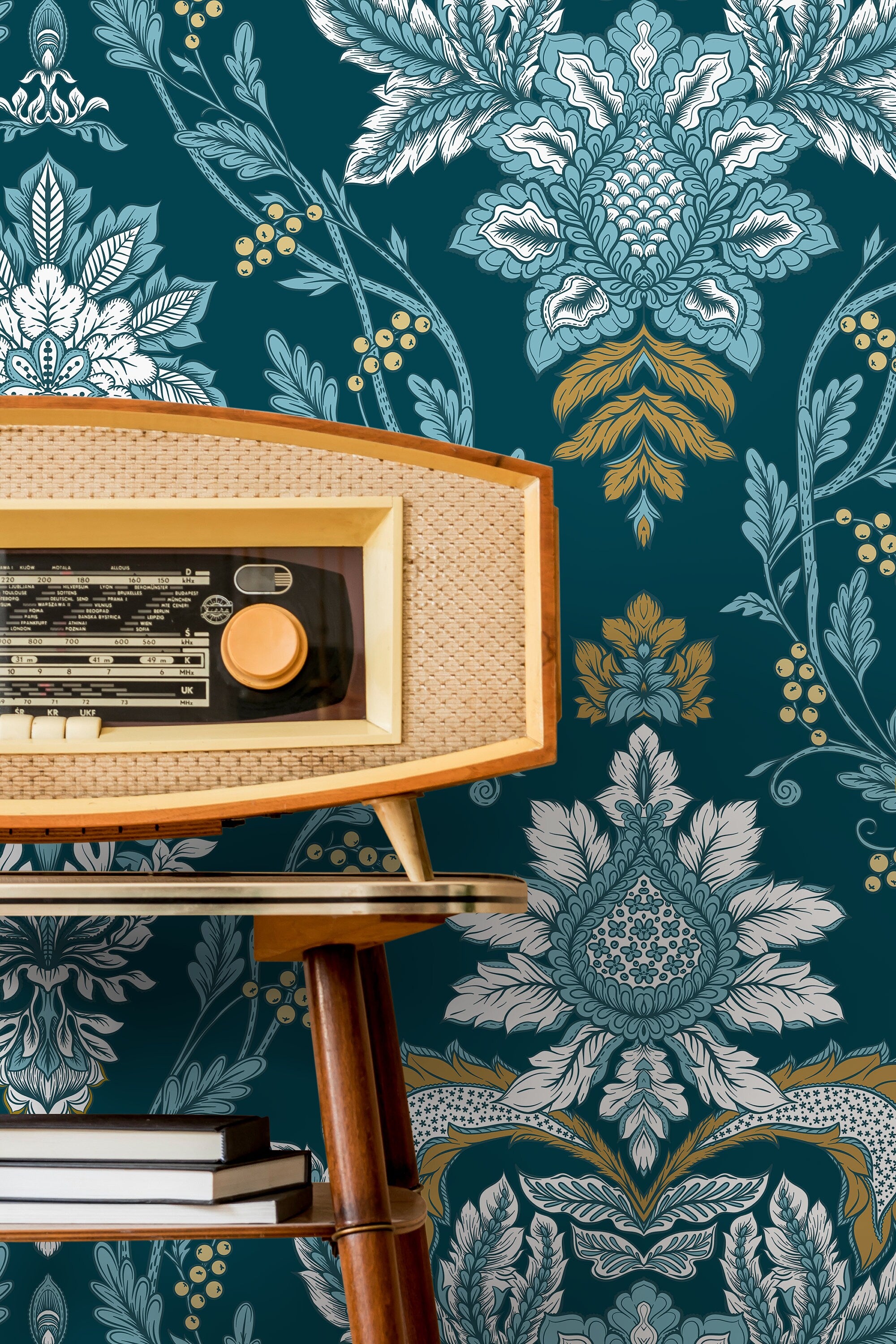 Damask Wallpaper With An Intricate Floral Motif In Teal, Blue, And Gold - D222