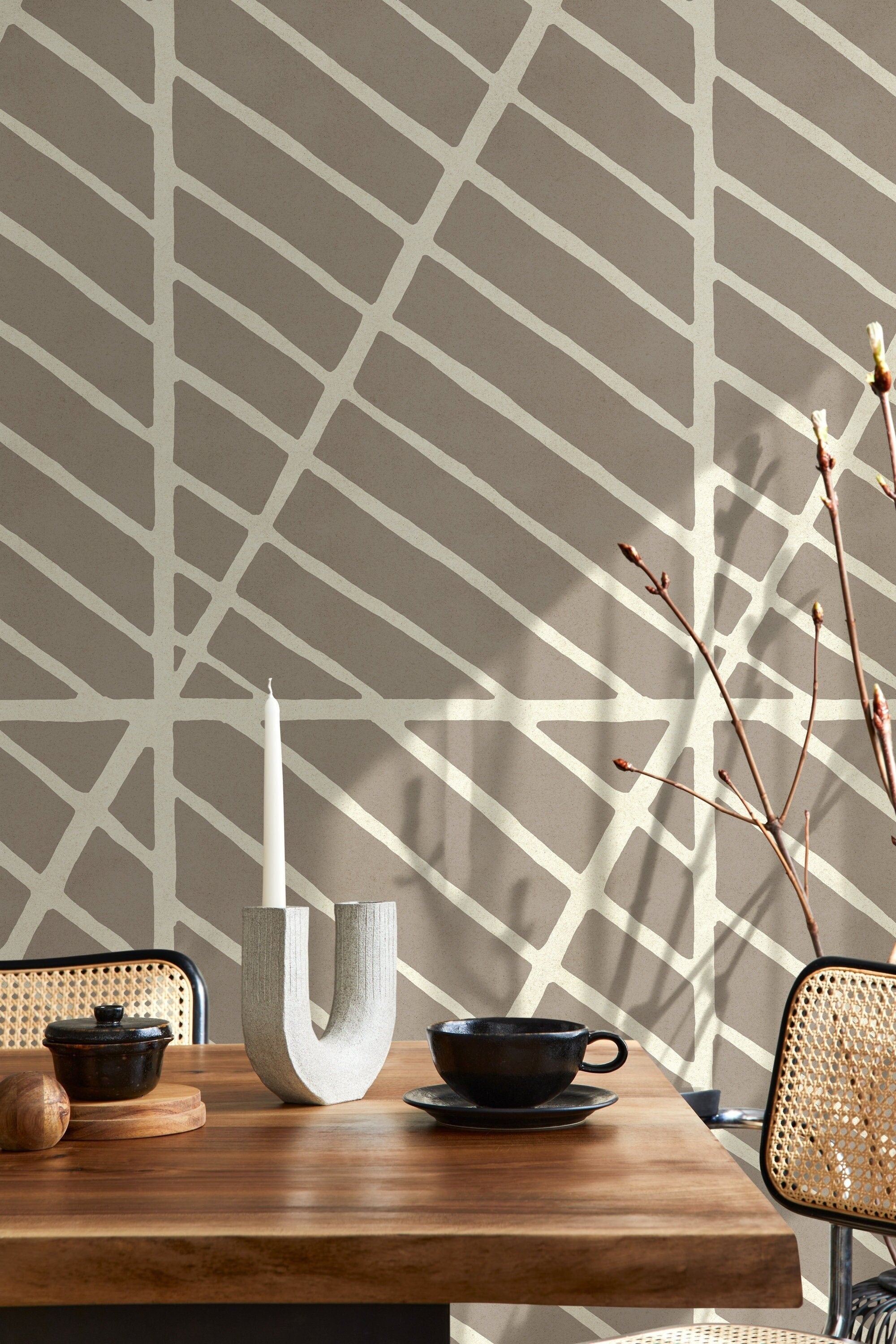Geometric Wallpaper With Abstract Intersecting Lines In Tan And Cream - D327
