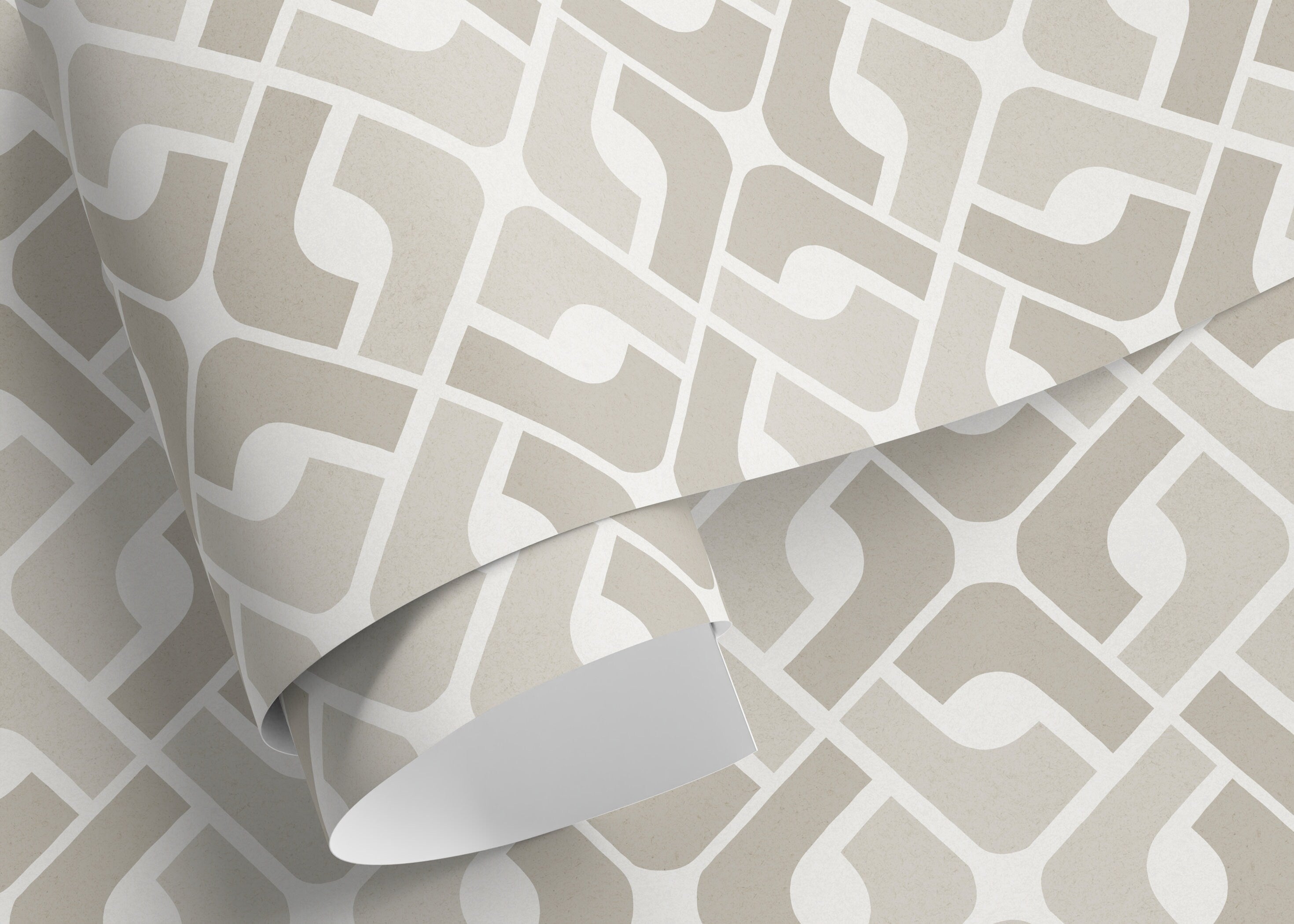 Geometric Wallpaper With An Interlocking Tile Motif In Beige And Taupe - D328
