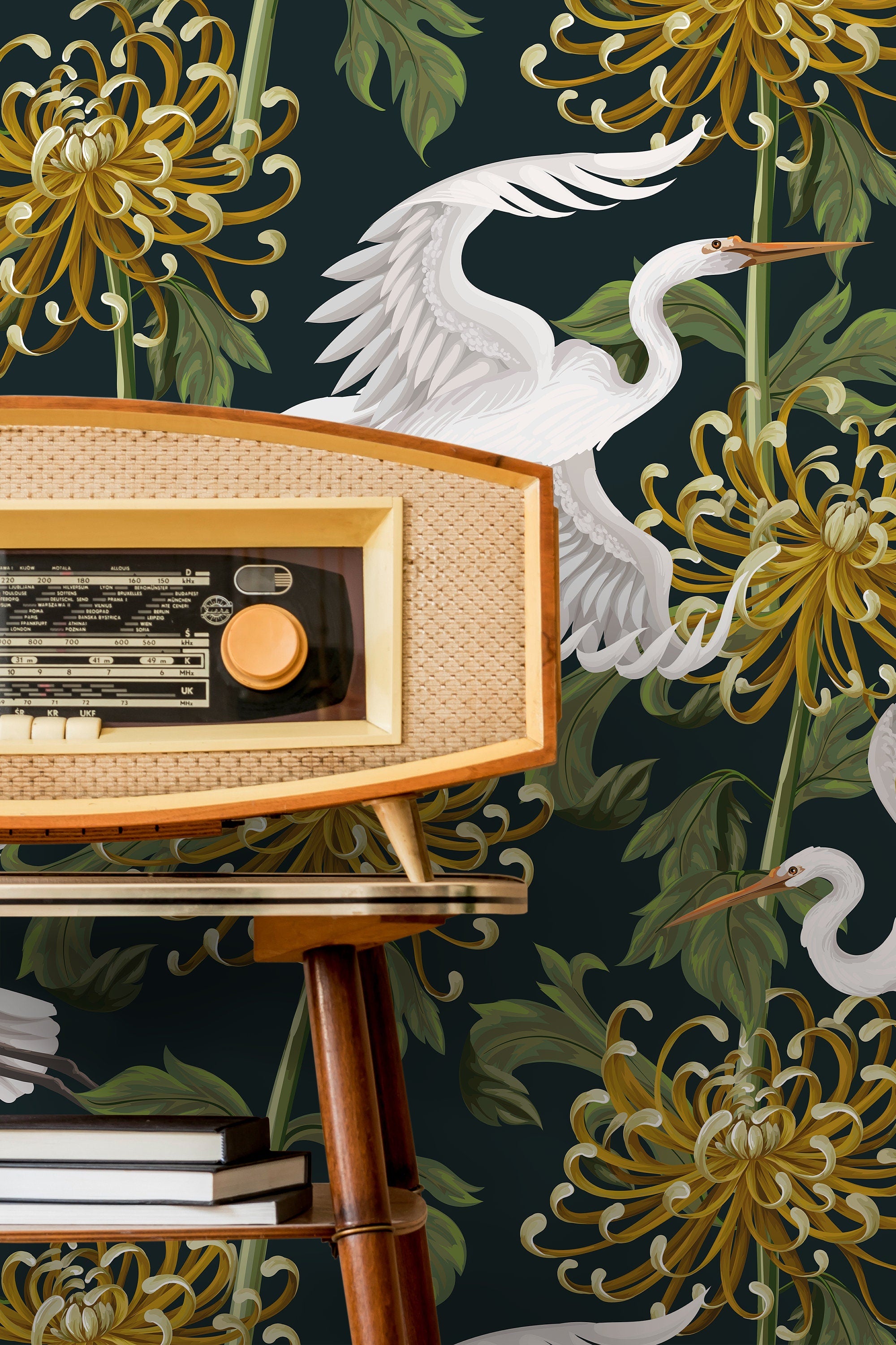 Chinoiserie Wallpaper With Cranes And Chrysanthemums In Dark Green, Gold, And White - D262