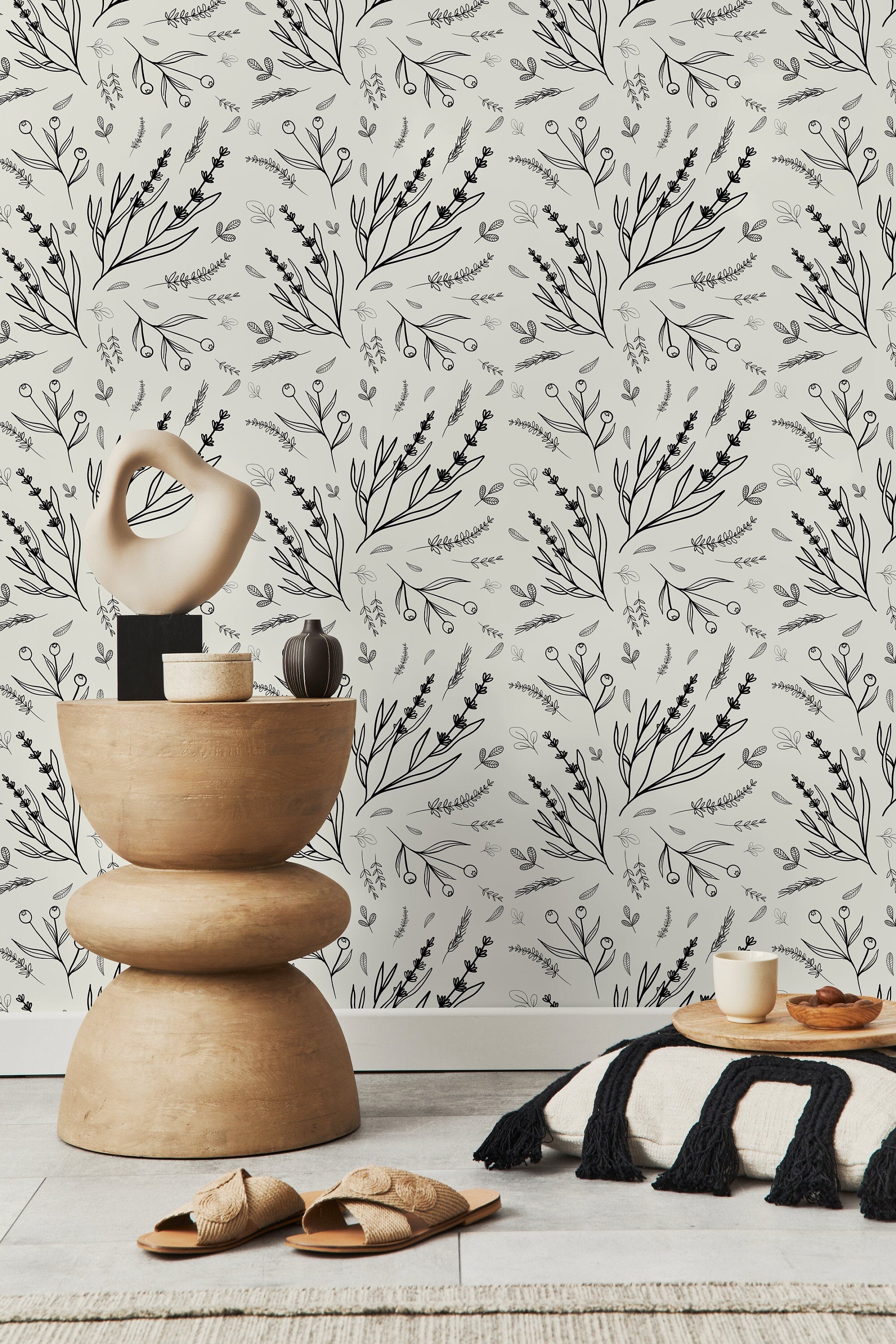 Botanical Wallpaper With Hand-drawn Wildflowers In Black And Light Gray - D400