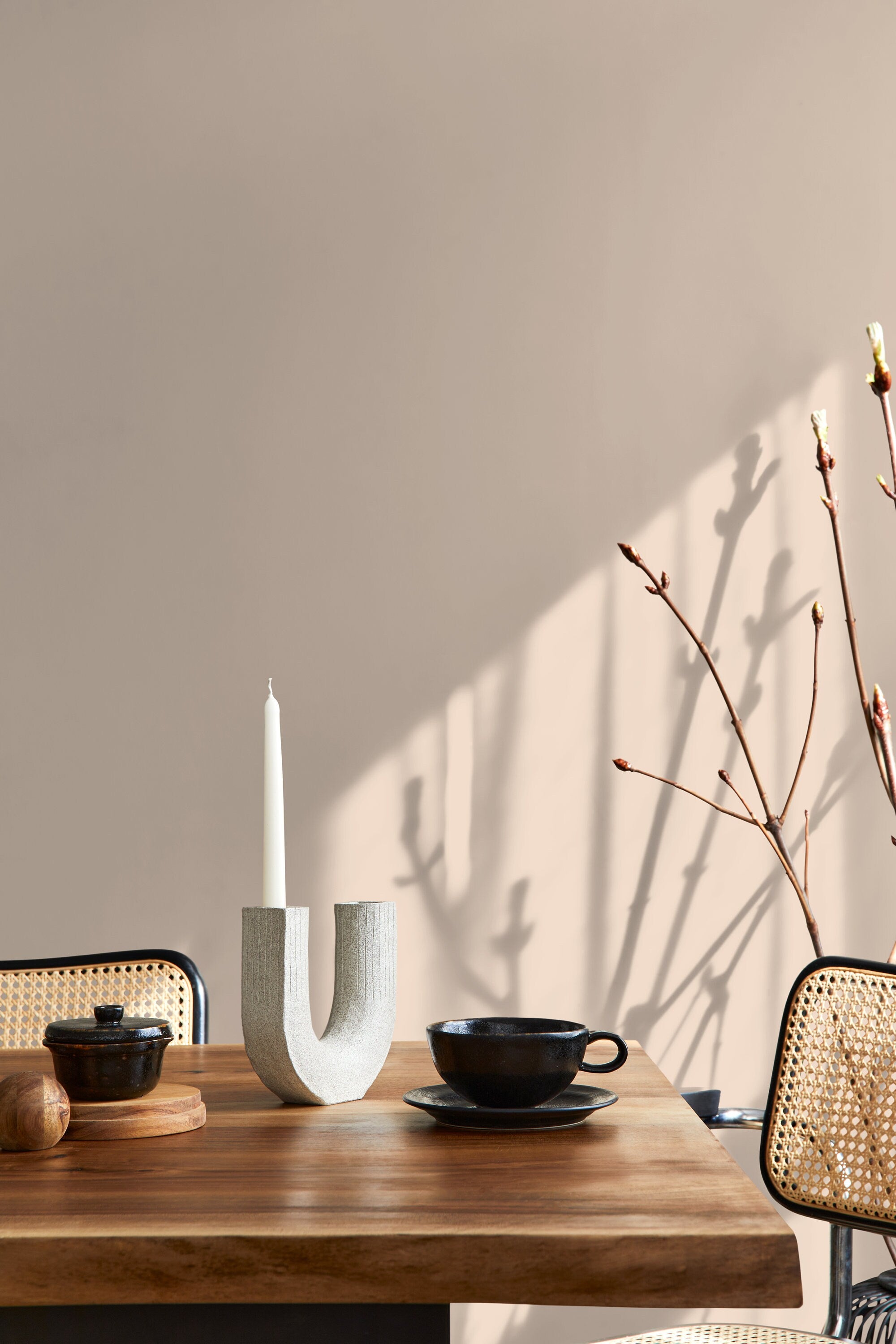 Solid Color Wallpaper With A Minimalist Aesthetic In Champagne Pink - D424