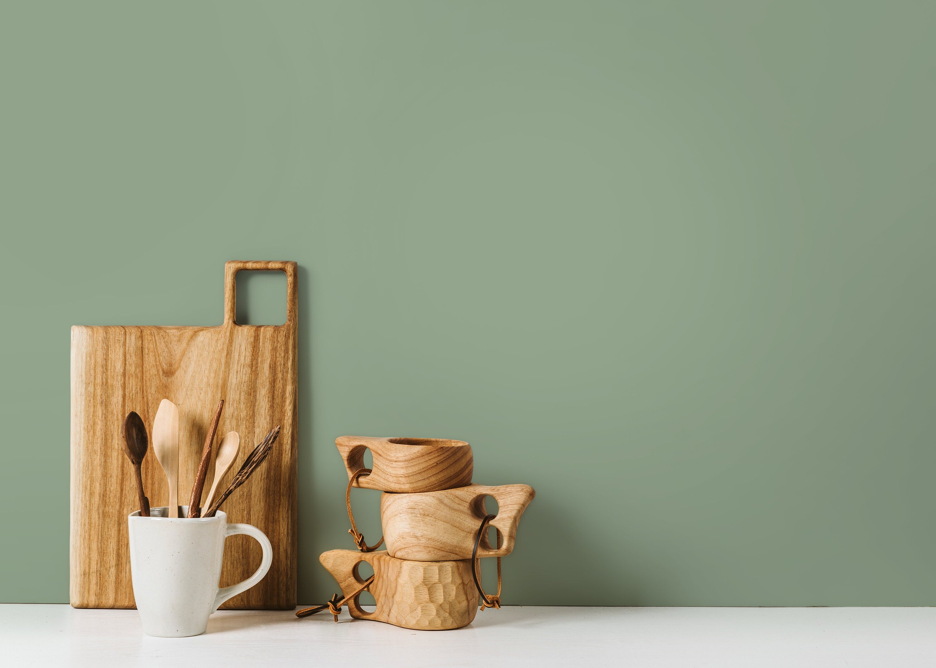 Solid Color Wallpaper With A Soothing Laurel Green Hue - D473