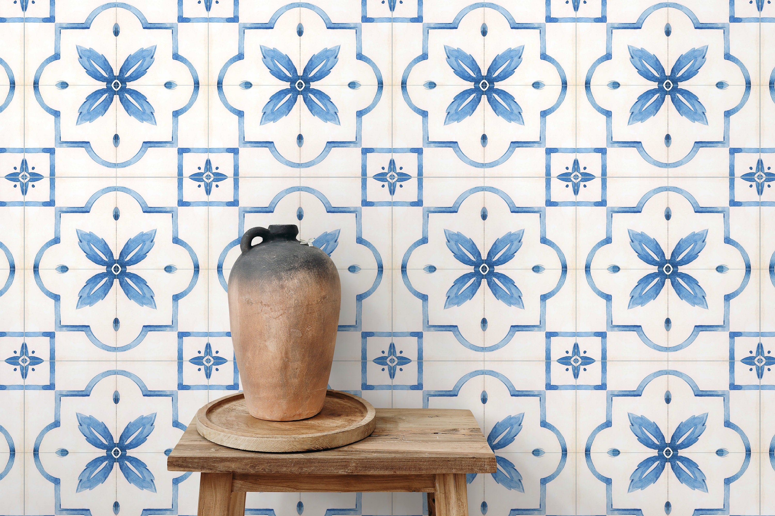 Moroccan Wallpaper Featuring A Watercolor Tile Motif In Blue - D535