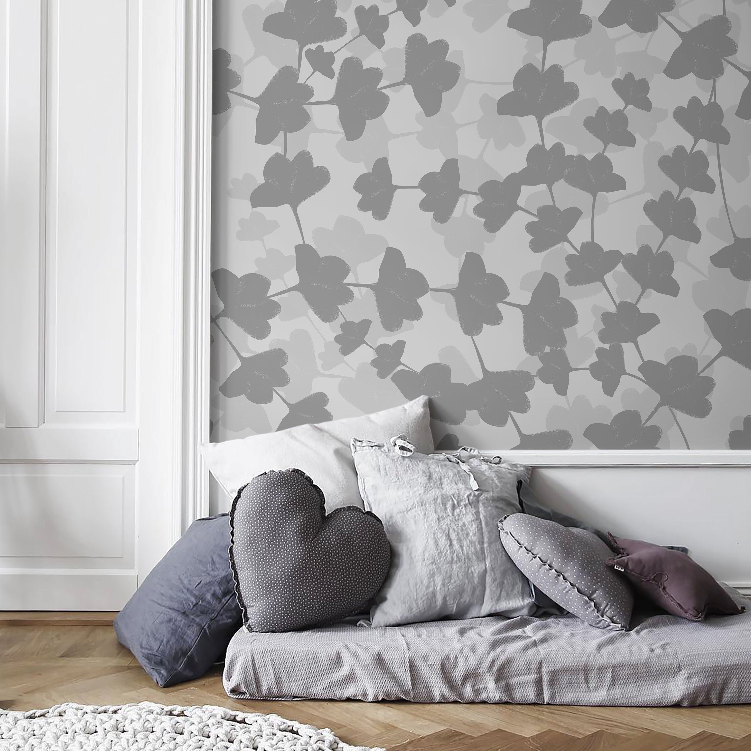 Botanical Wallpaper With Layered Floral Silhouettes In Gray - X016