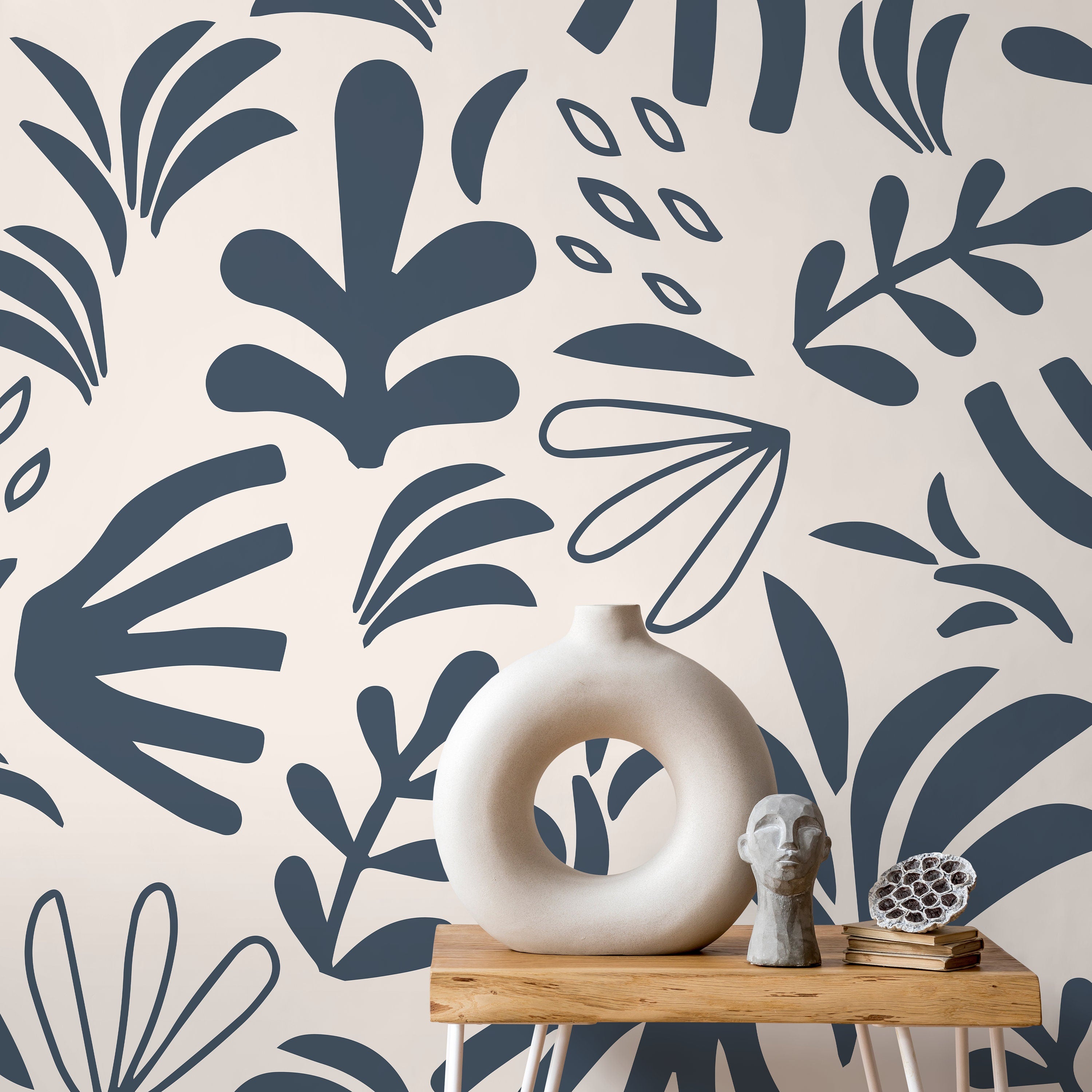 Abstract Wallpaper Featuring Botanical Shapes In Gray And White - D679