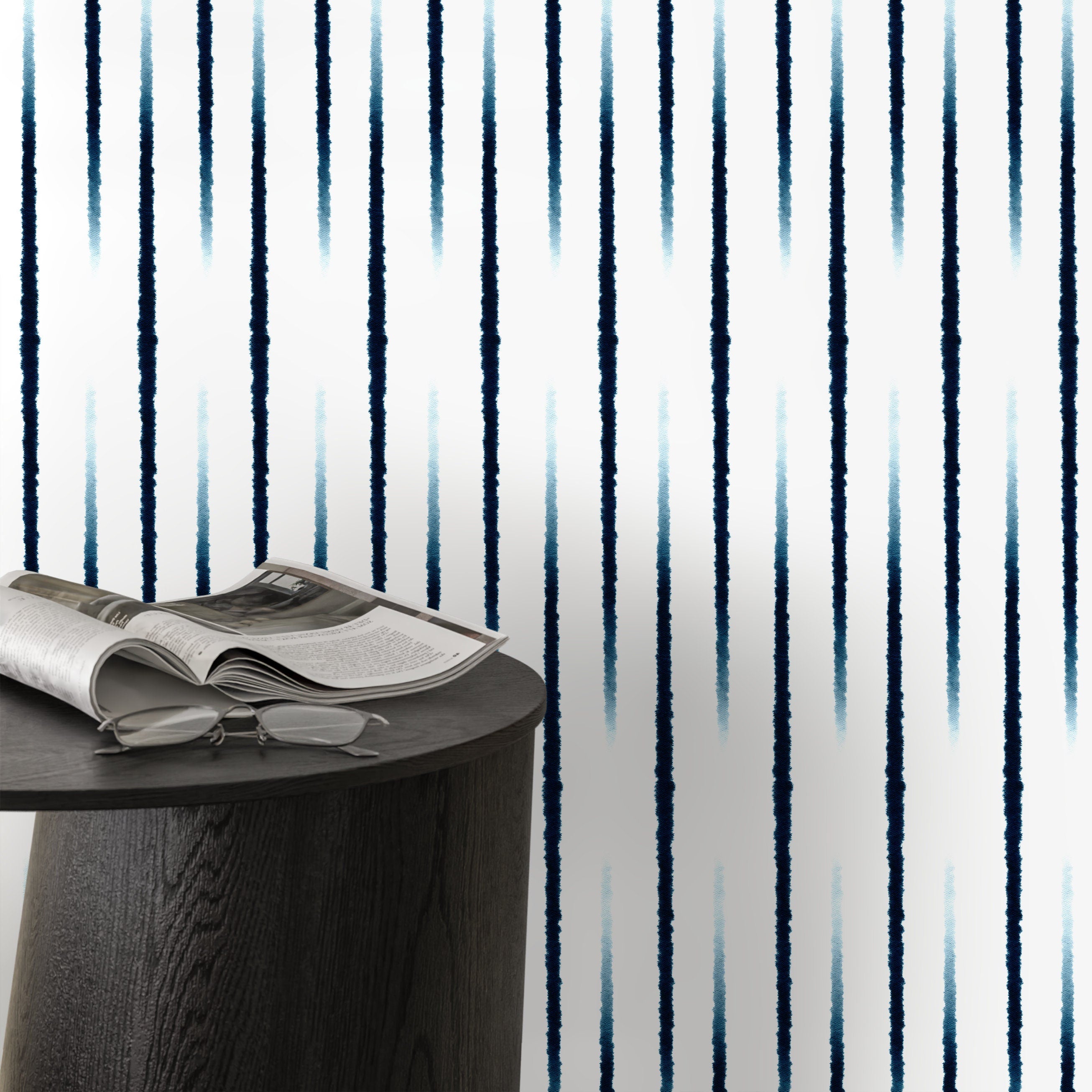 Striped Wallpaper With Tie-dye Vertical Lines In Navy And Blue - X141