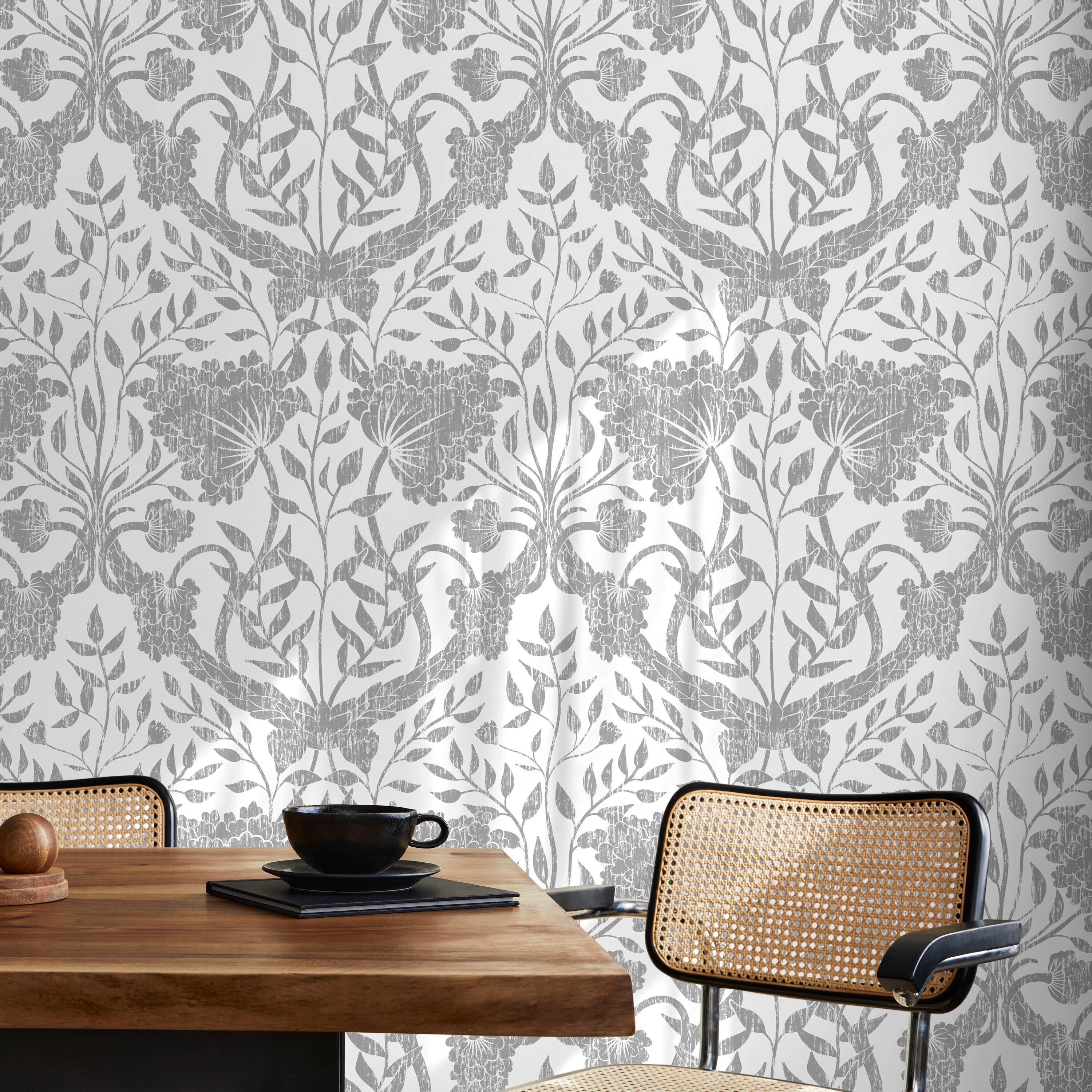 Floral Damask Wallpaper With A Distressed Motif In Grey - X169
