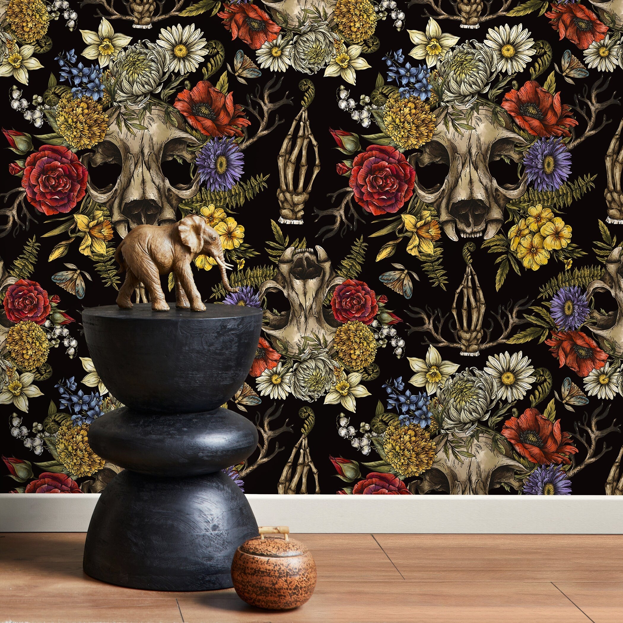Gothic Wallpaper With A Floral Skull Motif In Red, Yellow, And Blue - D831