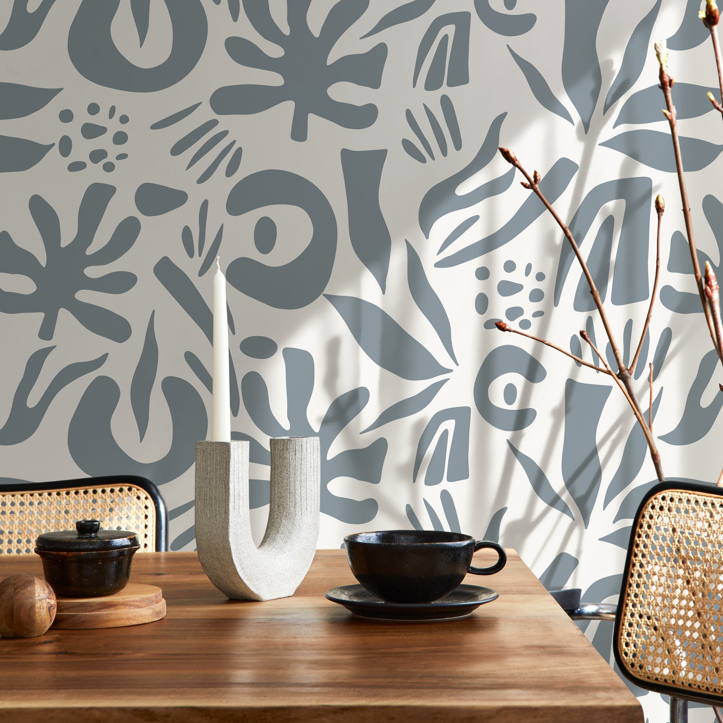 Abstract Wallpaper With Organic Leaf Shapes In Gray Blue - D688