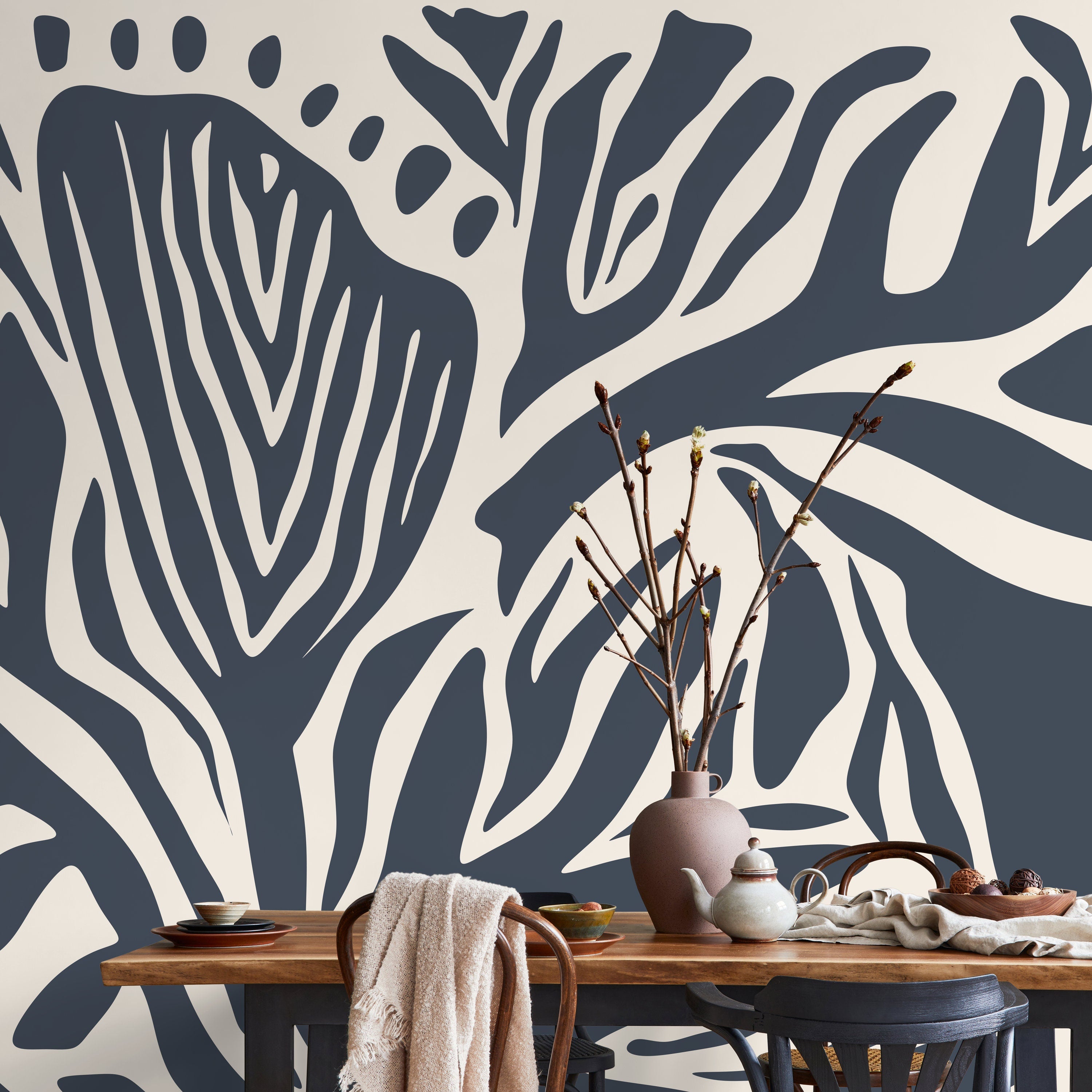 Abstract Wallpaper Featuring Bold Botanical Stripes In Gray Blue And Cream - D693