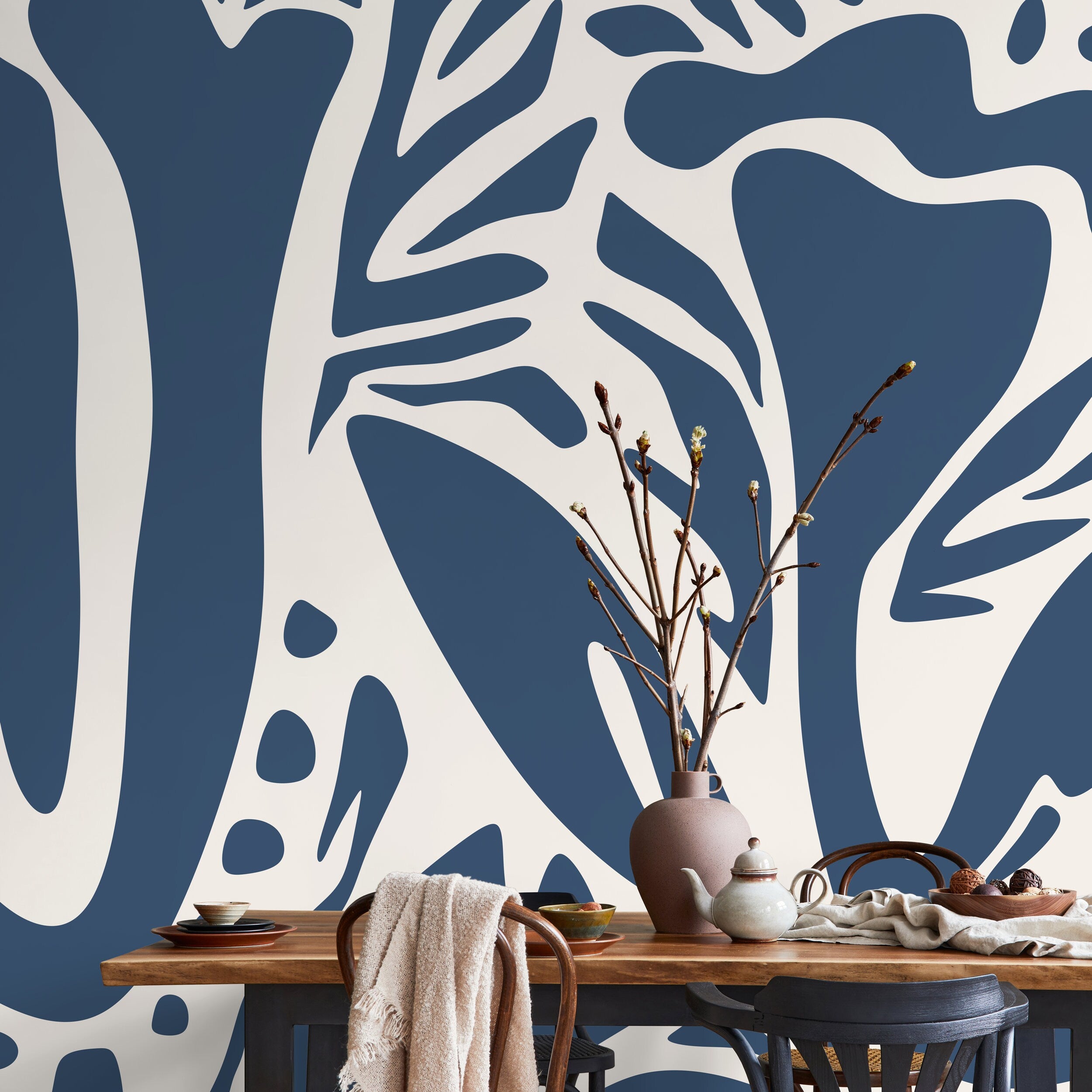 Abstract Wallpaper With Bold Organic Shapes In Dark Blue And Beige - D633