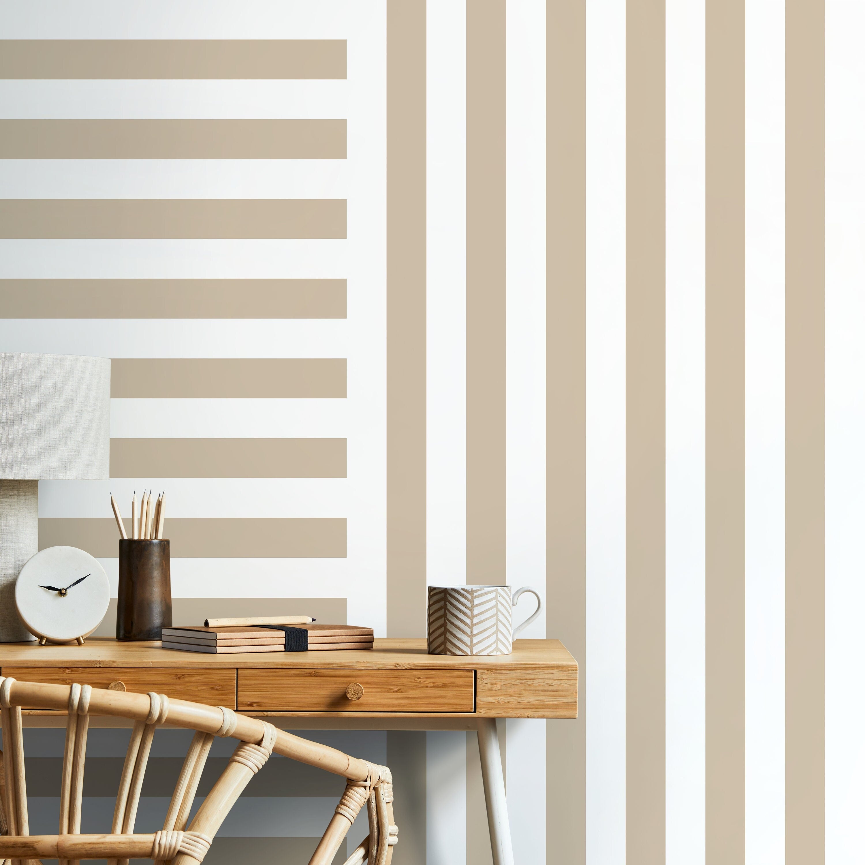 Striped Wallpaper With A Modern Geometric Design In Beige - D736