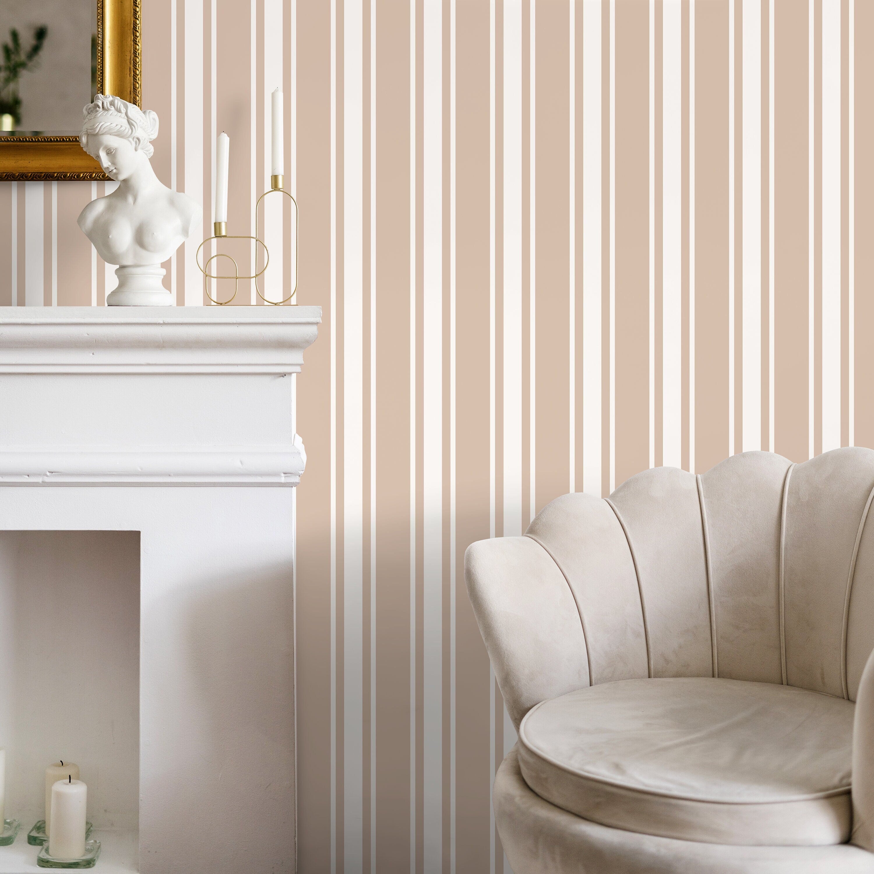 Striped Wallpaper With A Classic Vertical Stripe Motif In Beige And White - D757