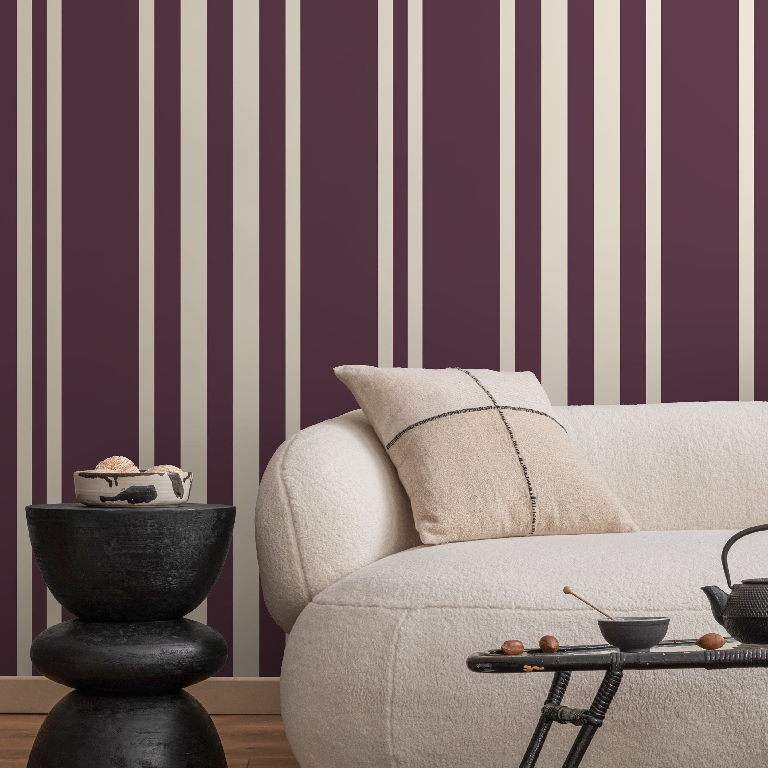 Striped Wallpaper With Vertical Lines In Purple And Cream - D787