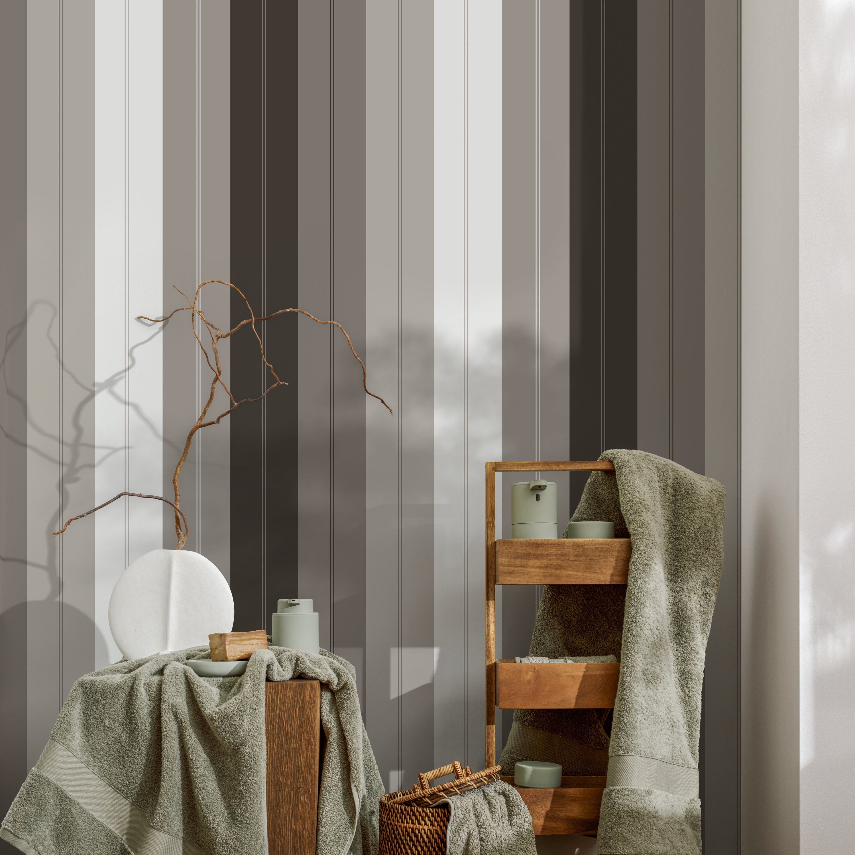 Striped Wallpaper With A Modern Vertical Motif In Brown, Taupe, And Beige - D807