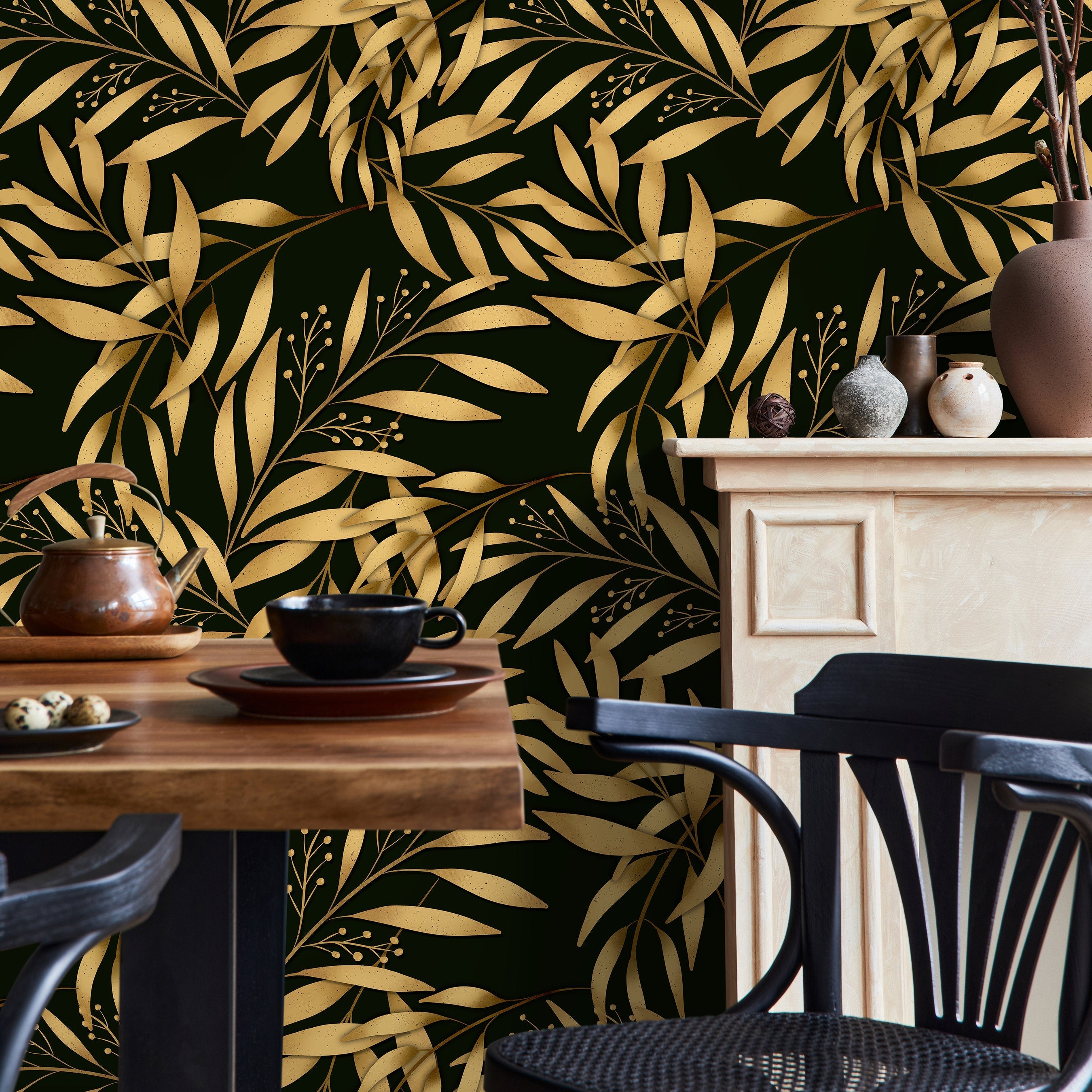Botanical Wallpaper Featuring Elegant Golden Leaves In Gold And Black - X127