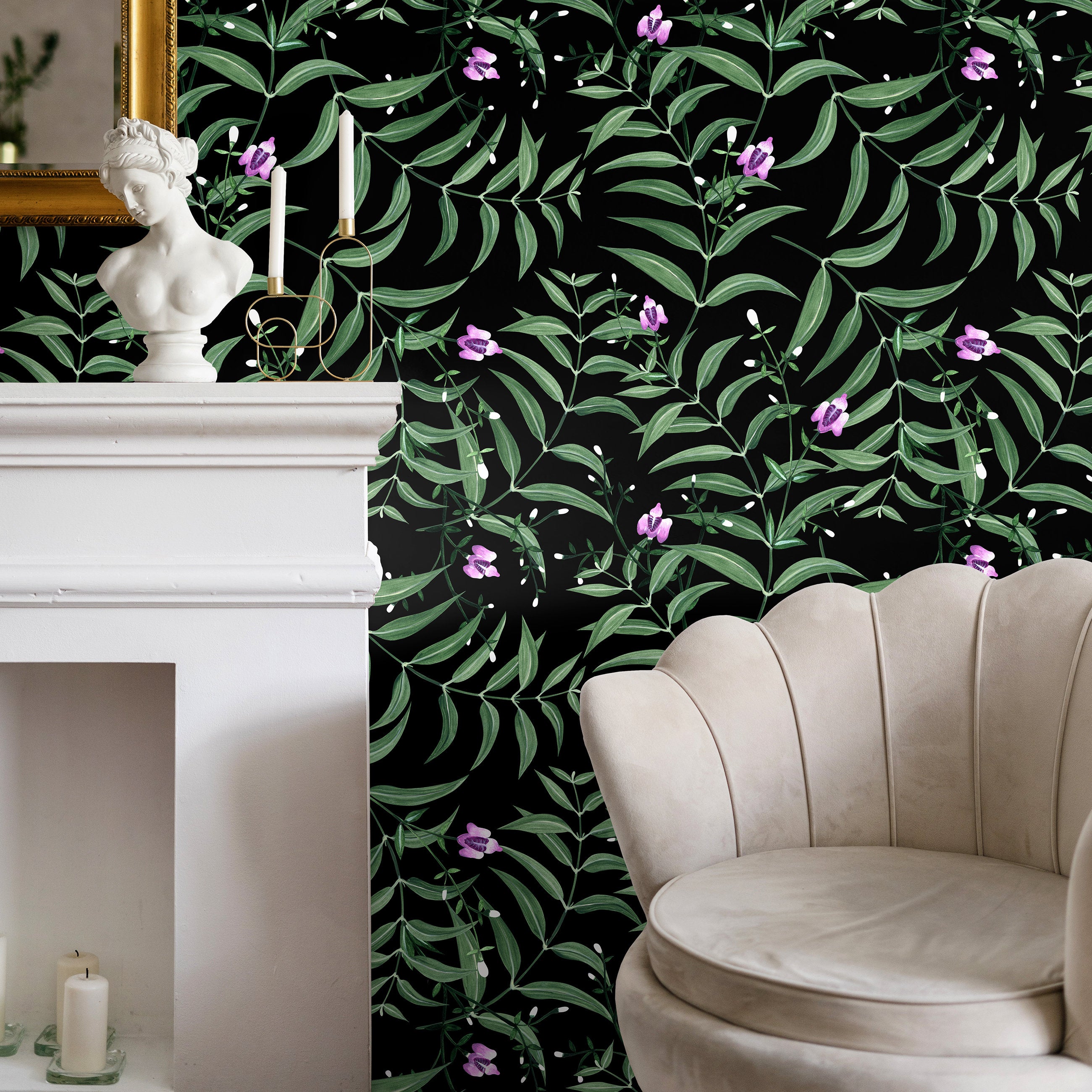 Botanical Wallpaper With Delicate Floral Vines In Green, Purple, And Black - X037