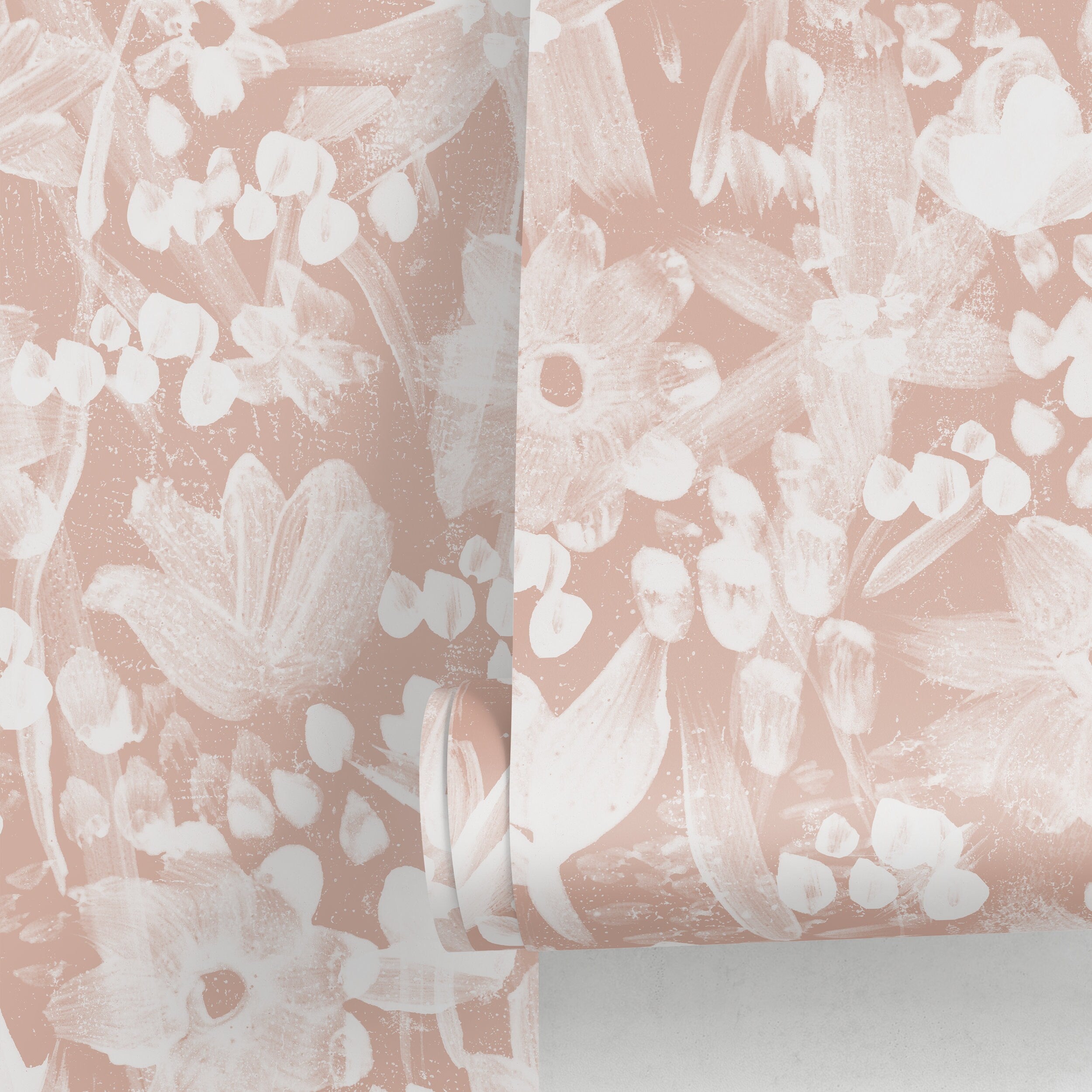 Floral Wallpaper With A Painterly Brushstroke Motif In Pink And Cream - X190
