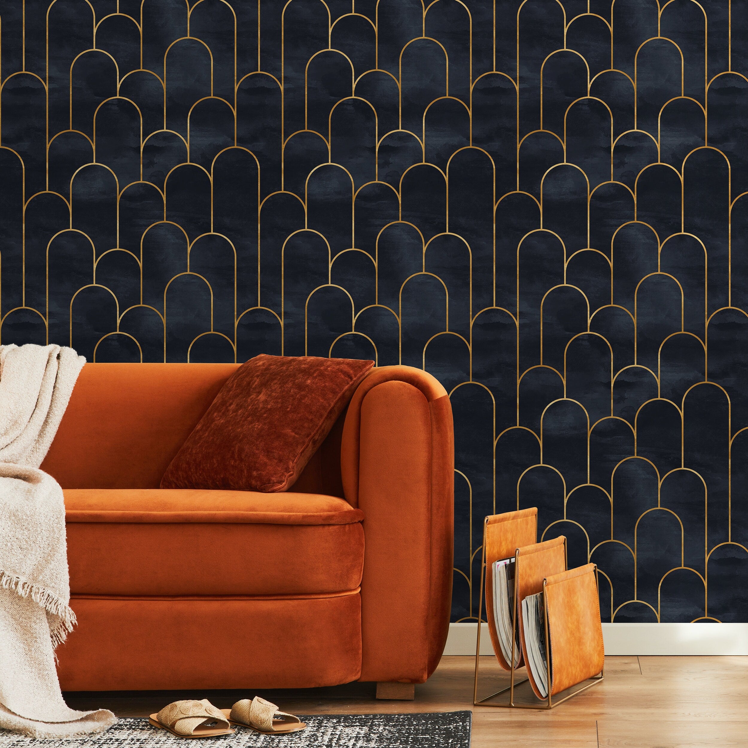 Art Deco Wallpaper With A Geometric Arch Pattern In Navy Blue And Gold - A476