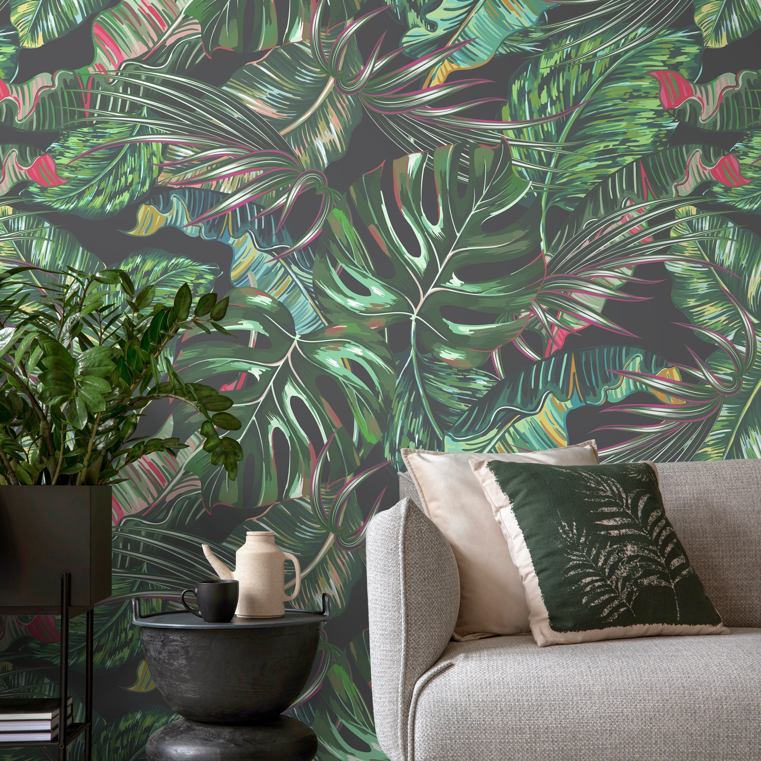Tropical Wallpaper With A Lush Jungle Leaf Motif In Green And Pink - A777