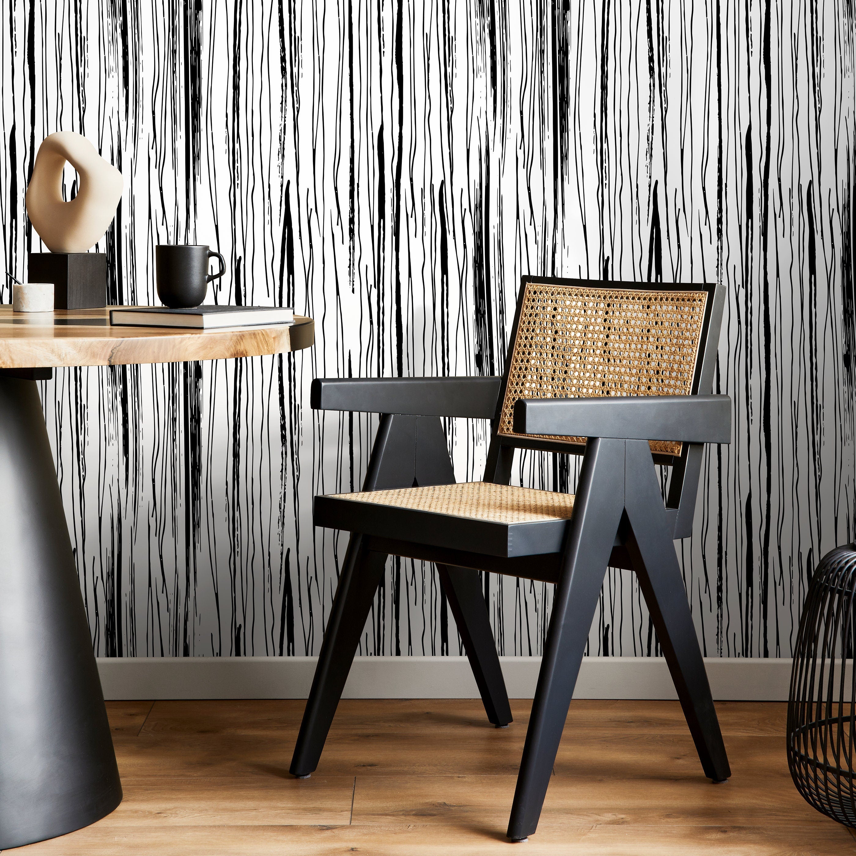 Abstract Wallpaper With Hand-drawn Vertical Lines In Black And White - A604