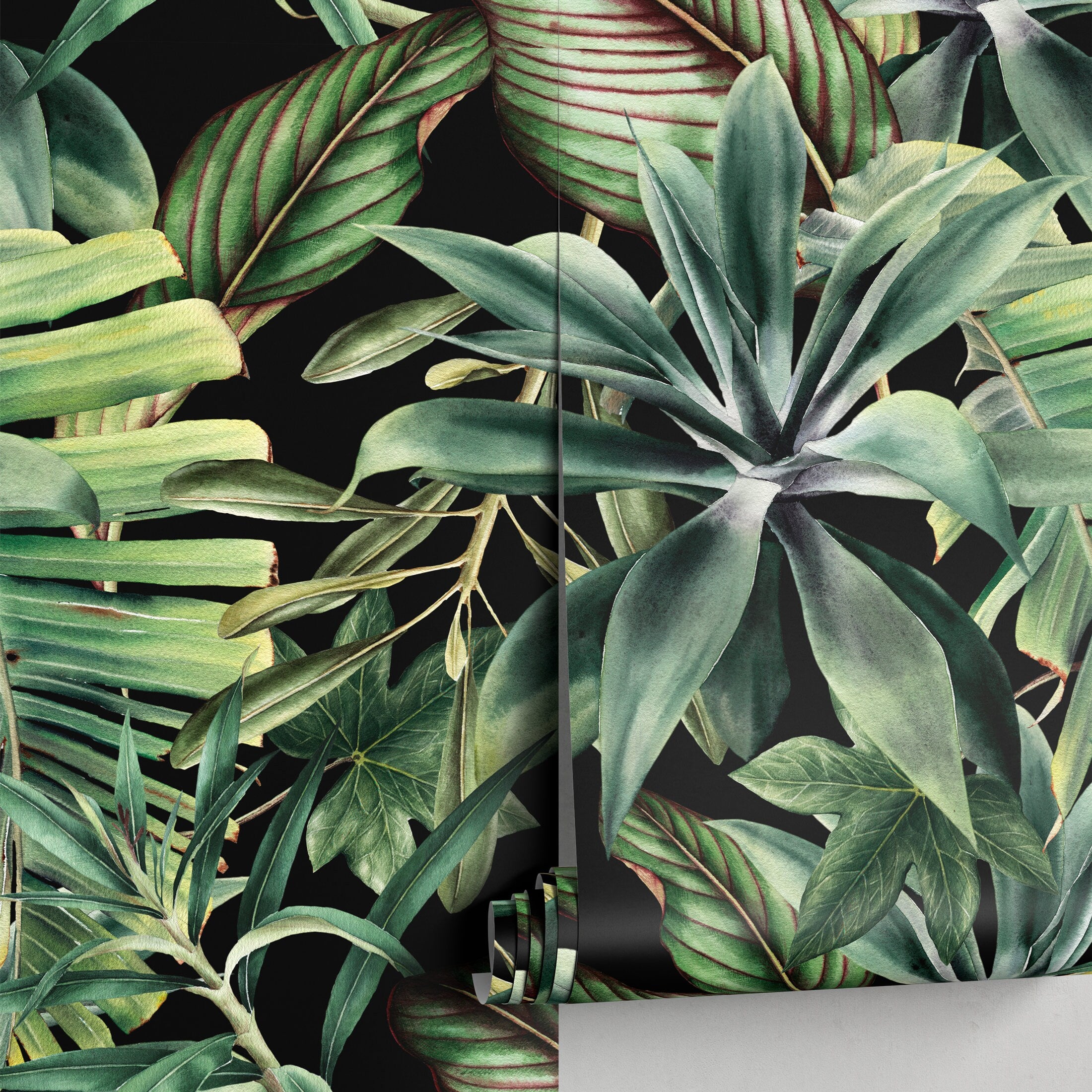 Tropical Wallpaper With A Lush Jungle Leaf Motif In Green And Black - A528