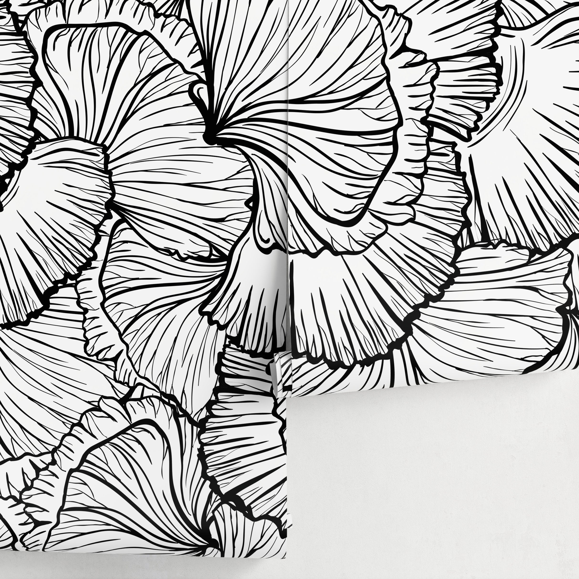 Abstract Wallpaper Featuring Large Graphic Leaves In Black And White - A524
