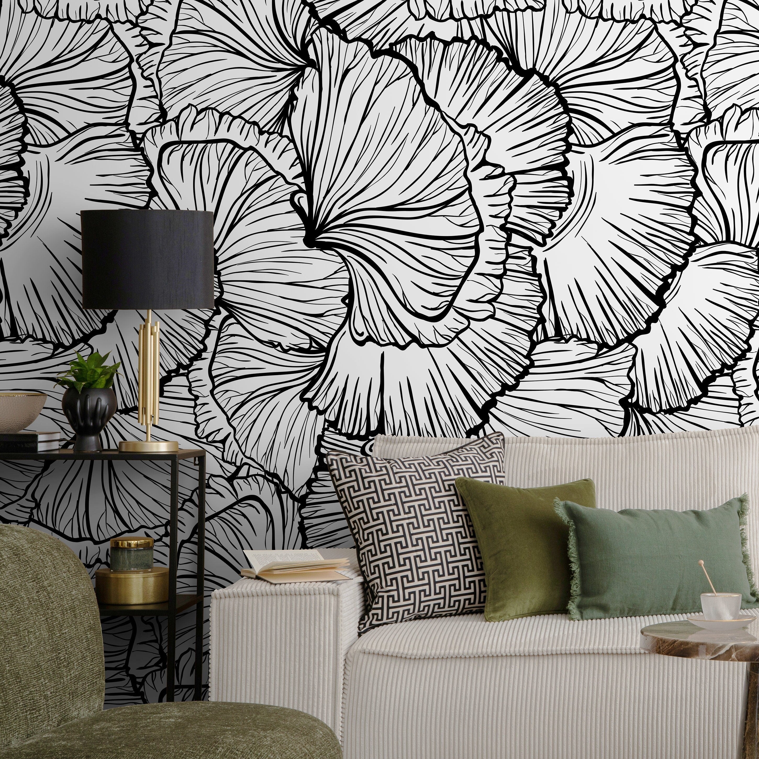 Abstract Wallpaper Featuring Large Graphic Leaves In Black And White - A524