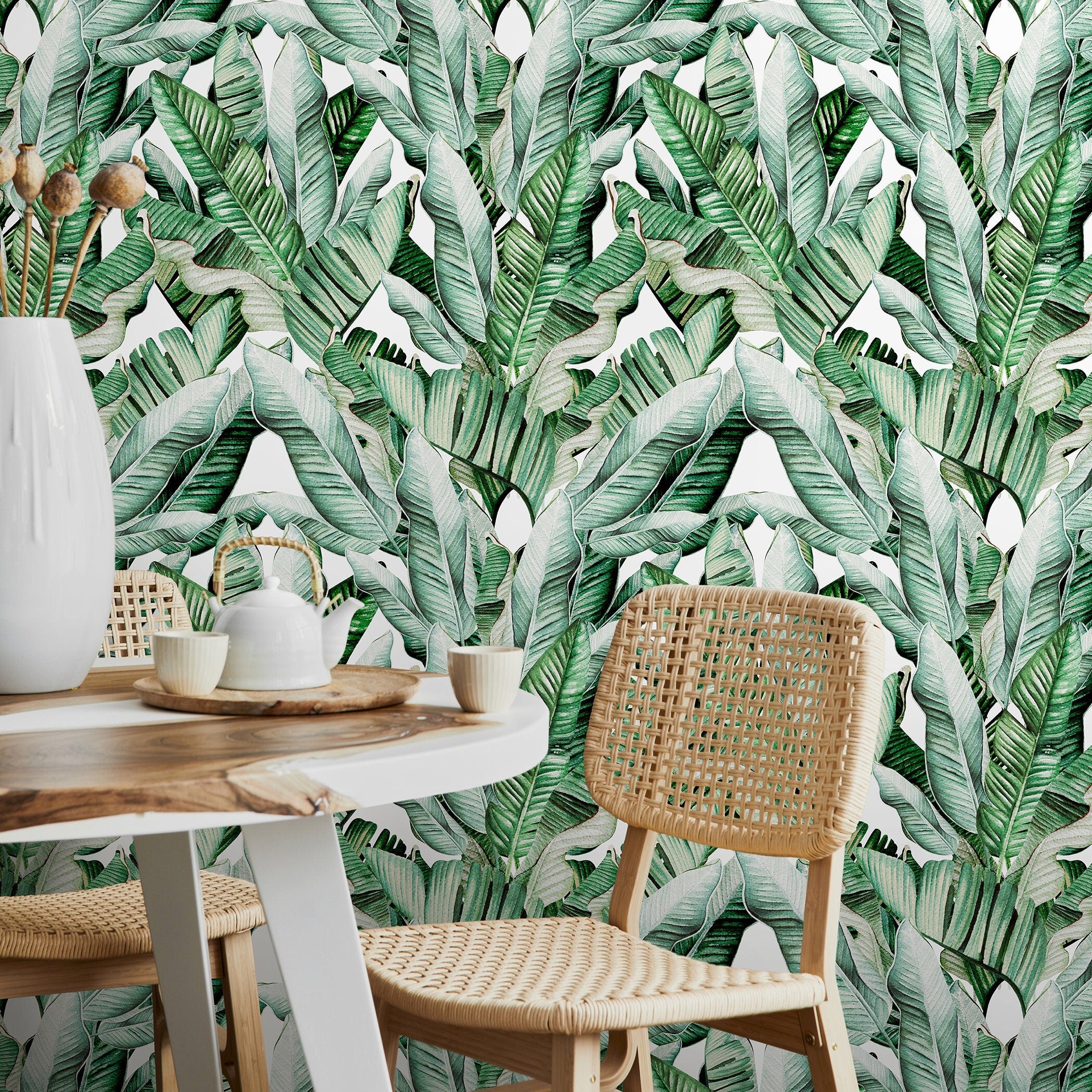 Tropical Wallpaper Featuring Lush Banana Leaves In Green - A527