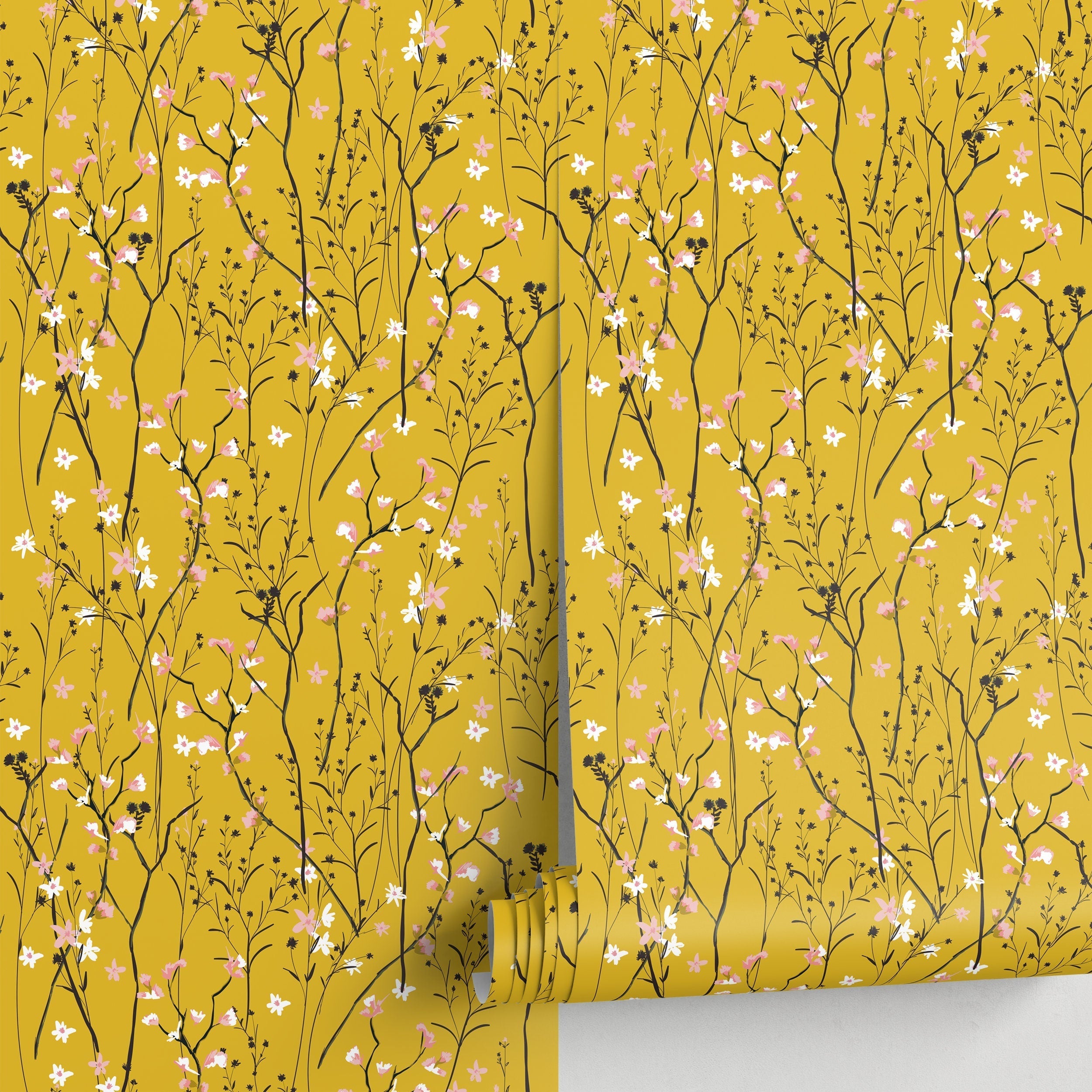 Floral Wallpaper With Delicate Wildflowers In Yellow, Pink, And Black - A565