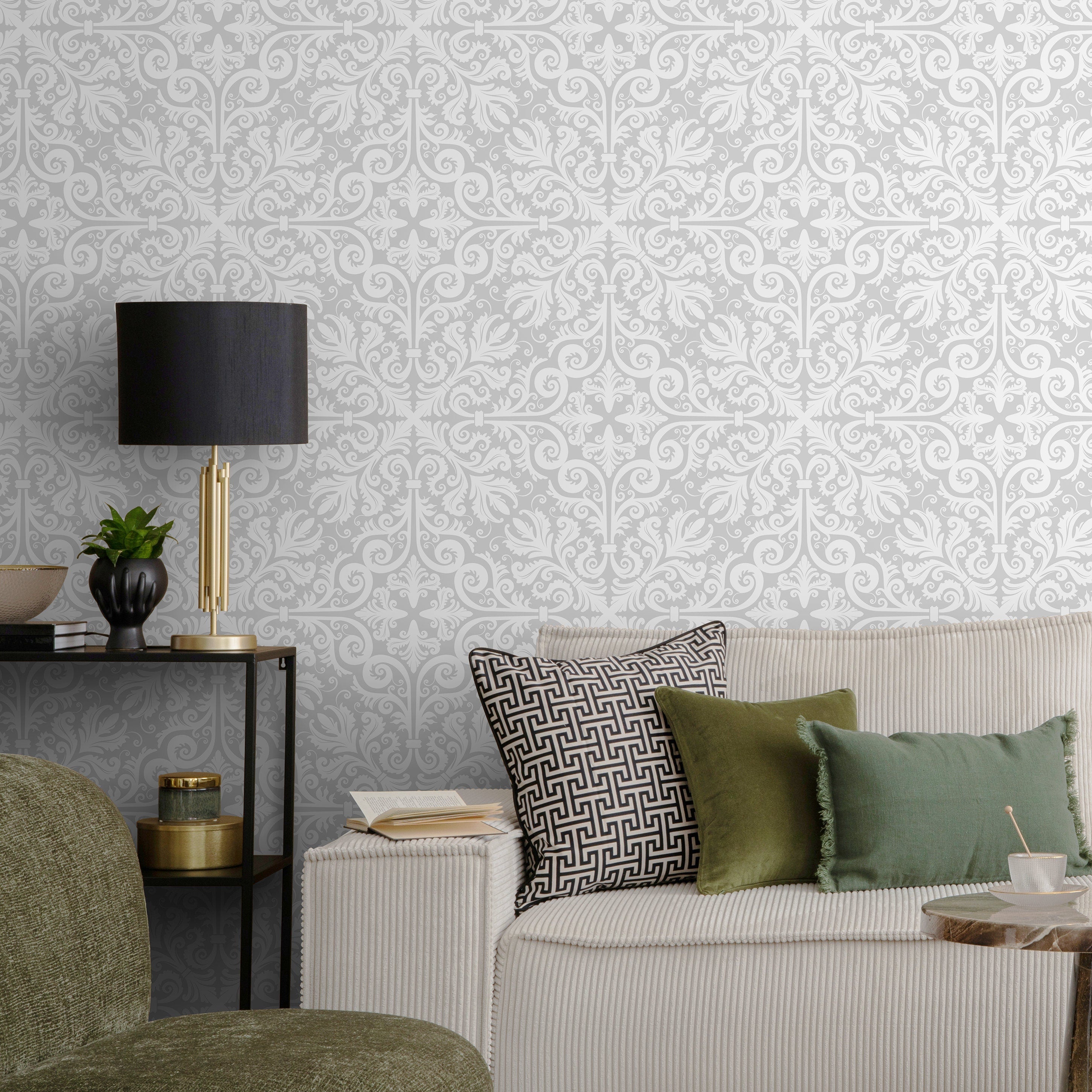 Victorian Wallpaper With An Ornate Damask Motif In Gray And White - A574