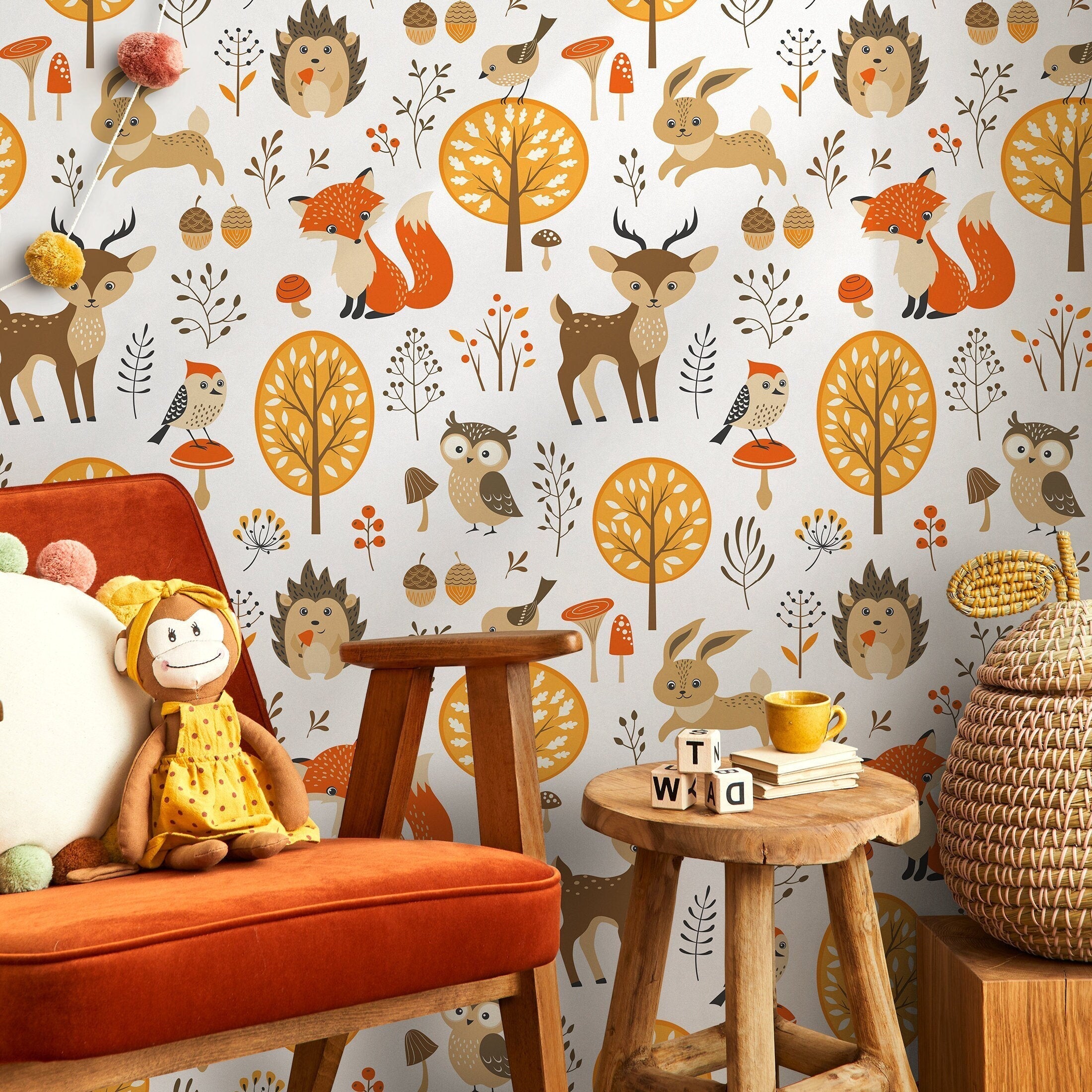 Woodland Wallpaper Featuring Forest Animals In Orange, Brown, And Yellow - A082