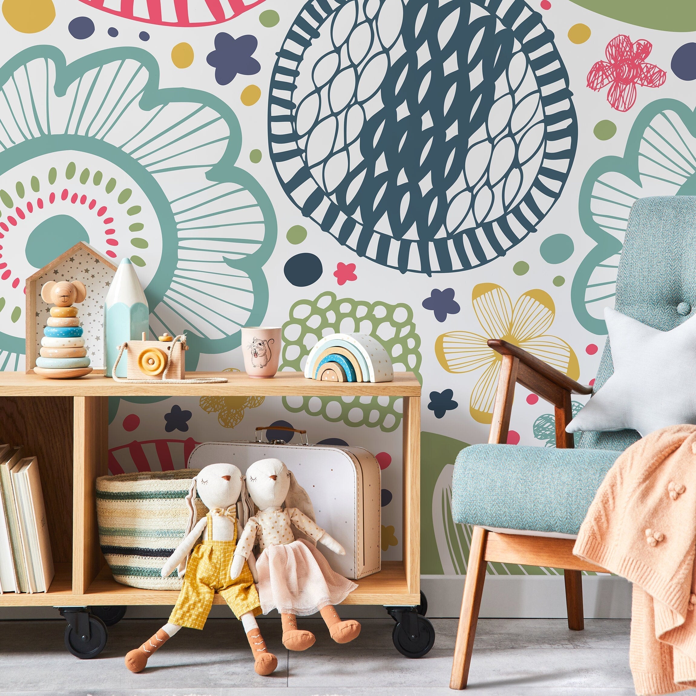 Floral Wallpaper Featuring Whimsical Folk Art In Blue, Teal, And Pink - A229