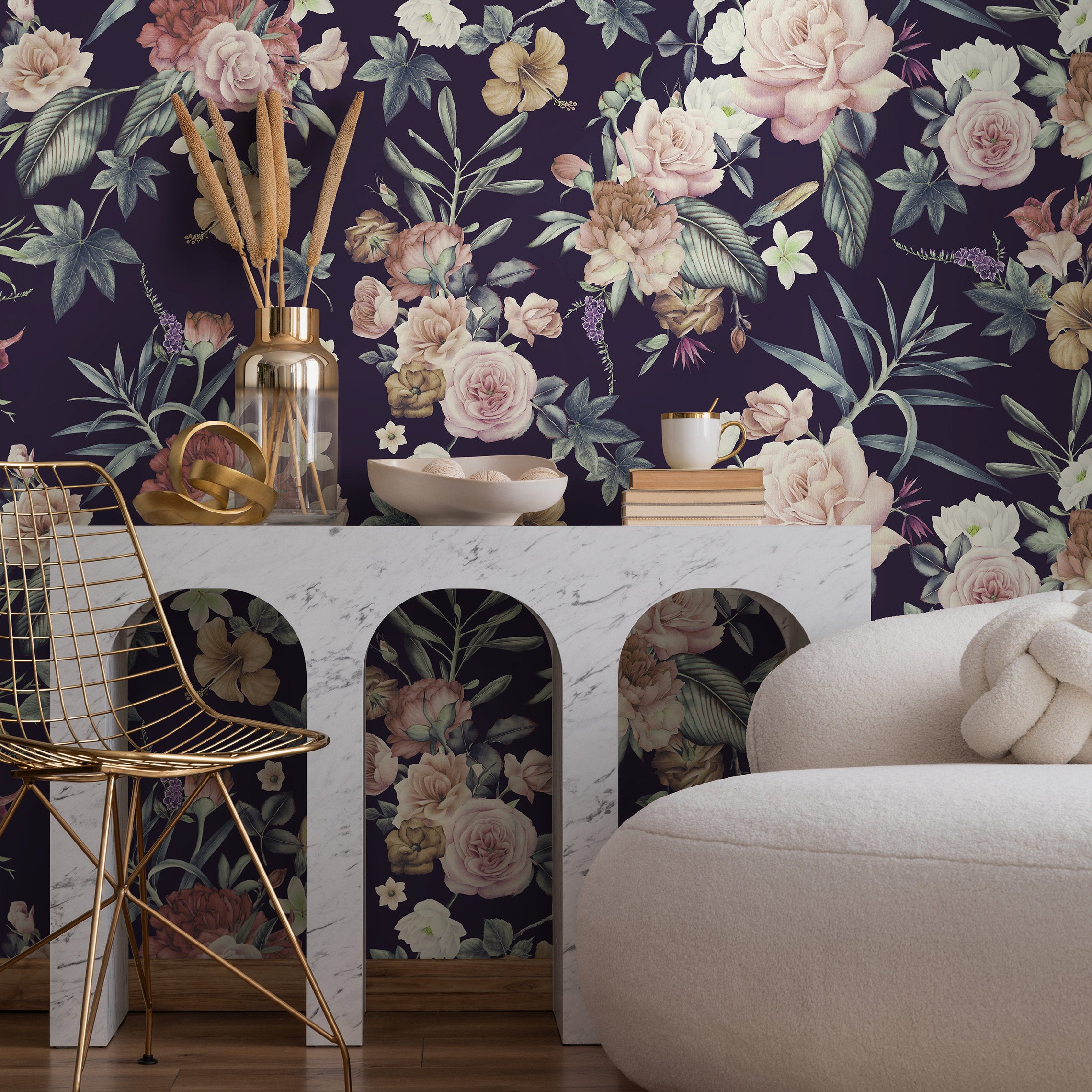 Floral Wallpaper With Vintage Roses In Pink, Green, And Dark Purple - A237