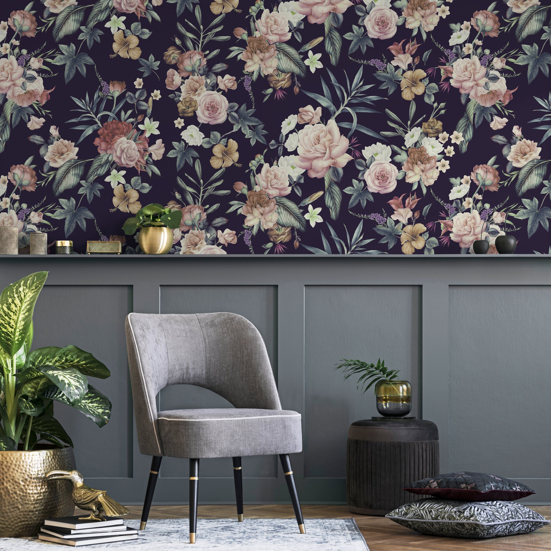 Floral Wallpaper With Vintage Roses In Pink, Green, And Dark Purple - A237