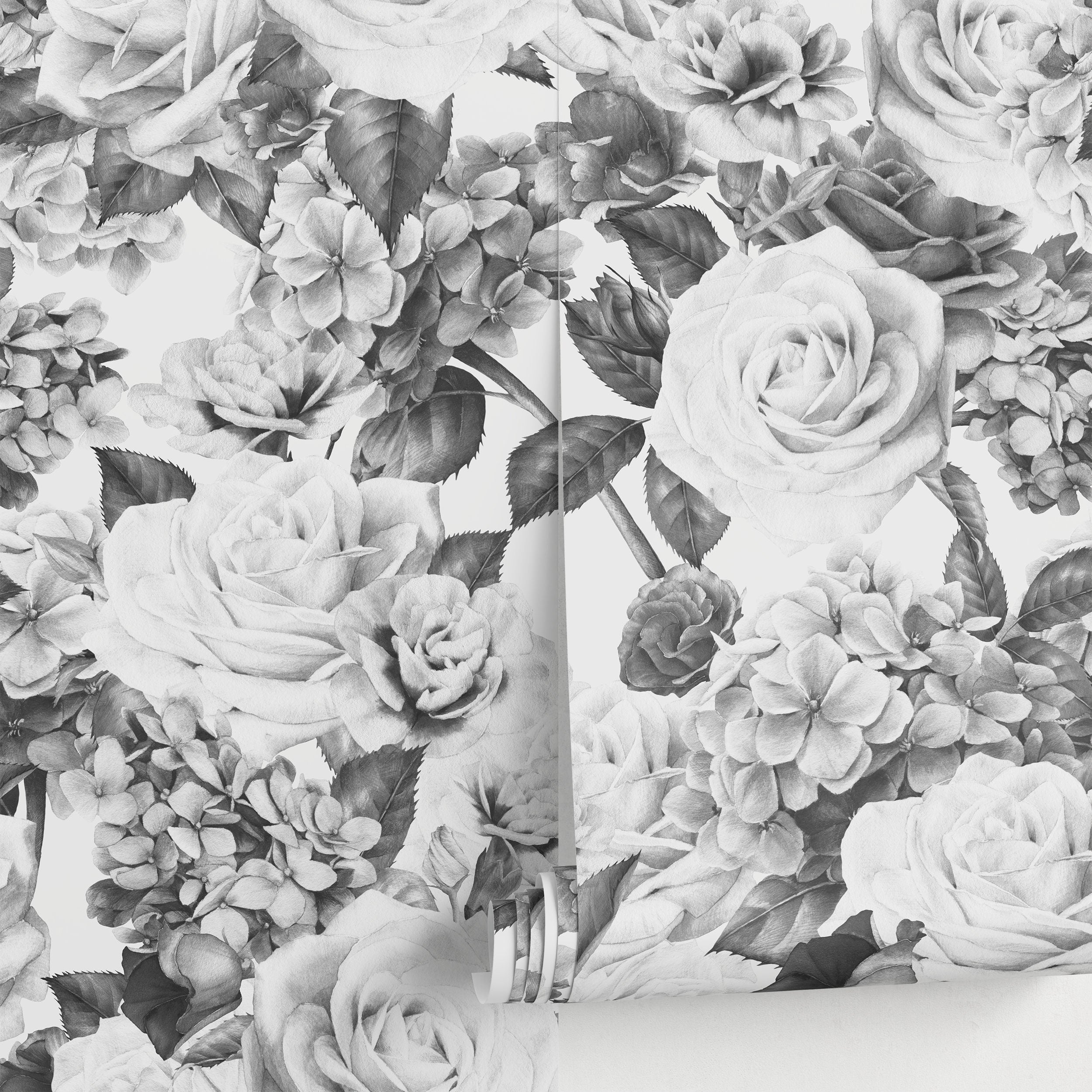 Vintage Floral Wallpaper With Large Roses In Black And White - A240