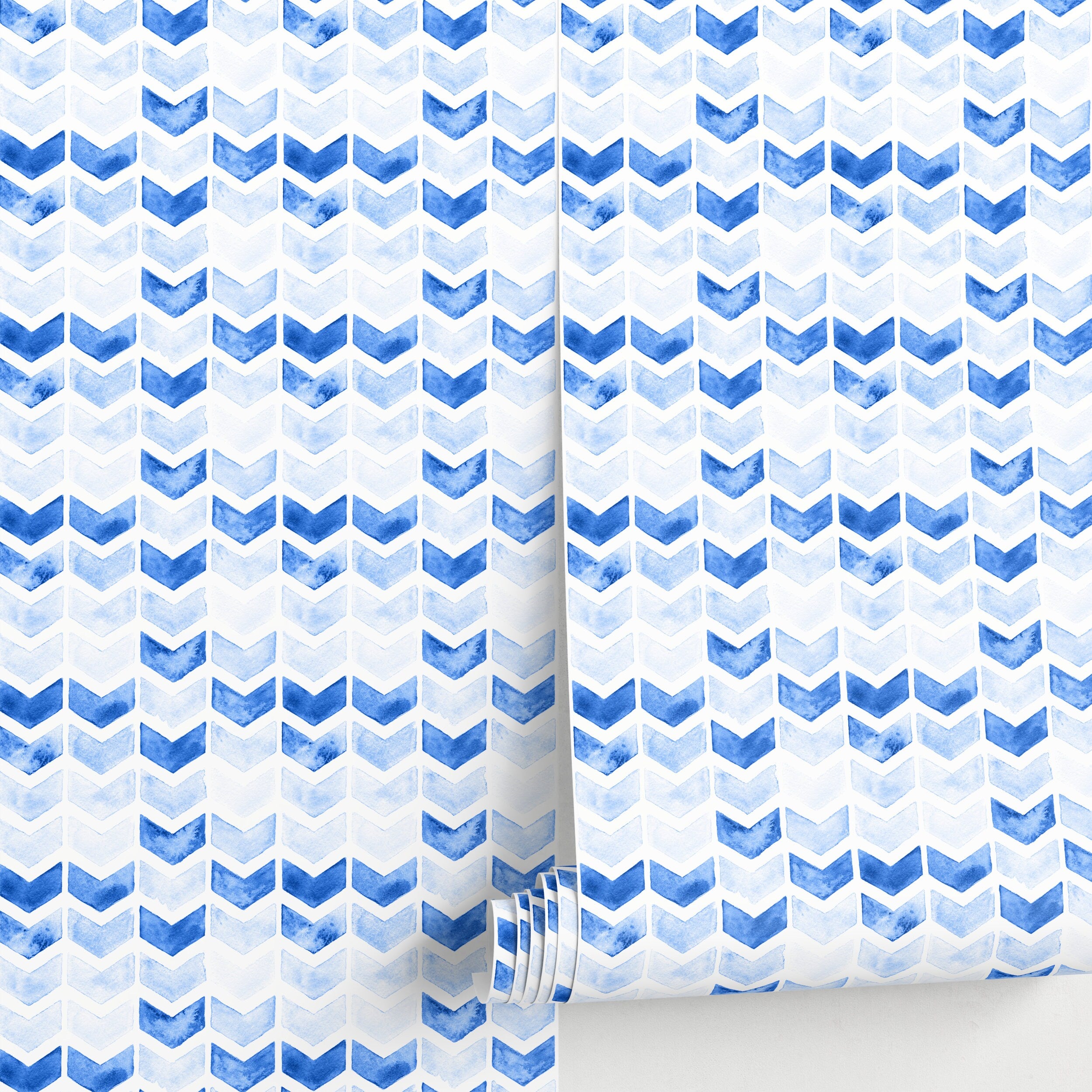 Geometric Wallpaper With A Watercolor Chevron Motif In Blue - A659